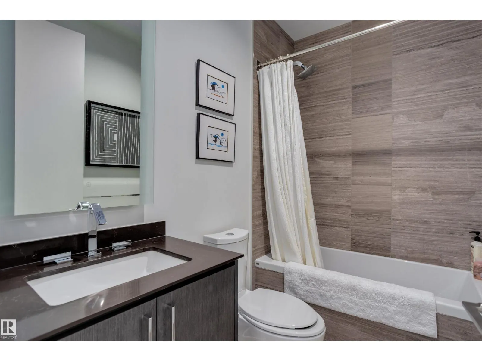#5002 10360 102 ST NW NW