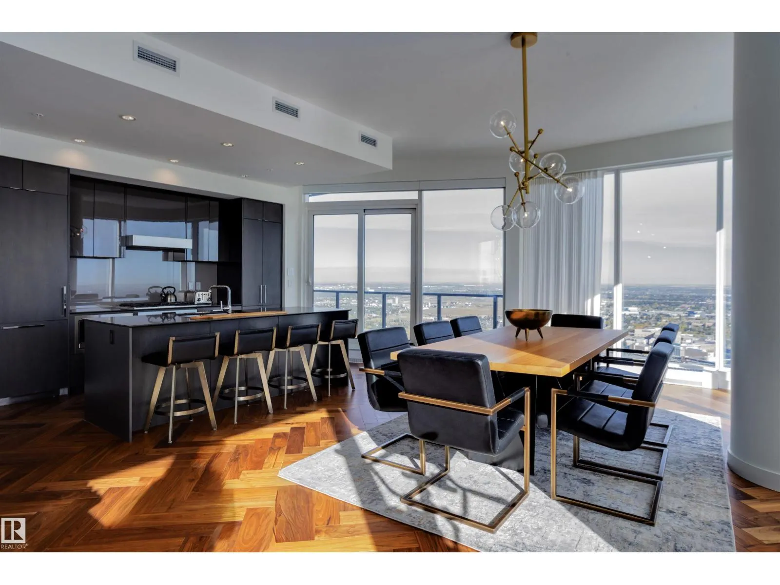 #5002 10360 102 ST NW NW