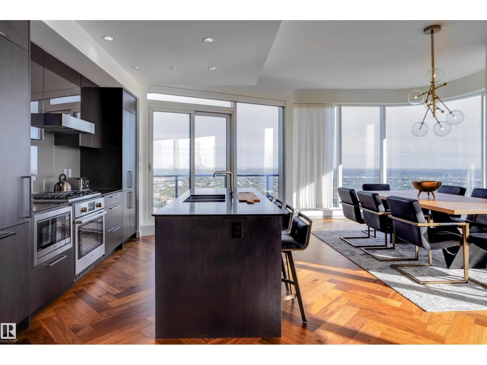 #5002 10360 102 ST NW NW