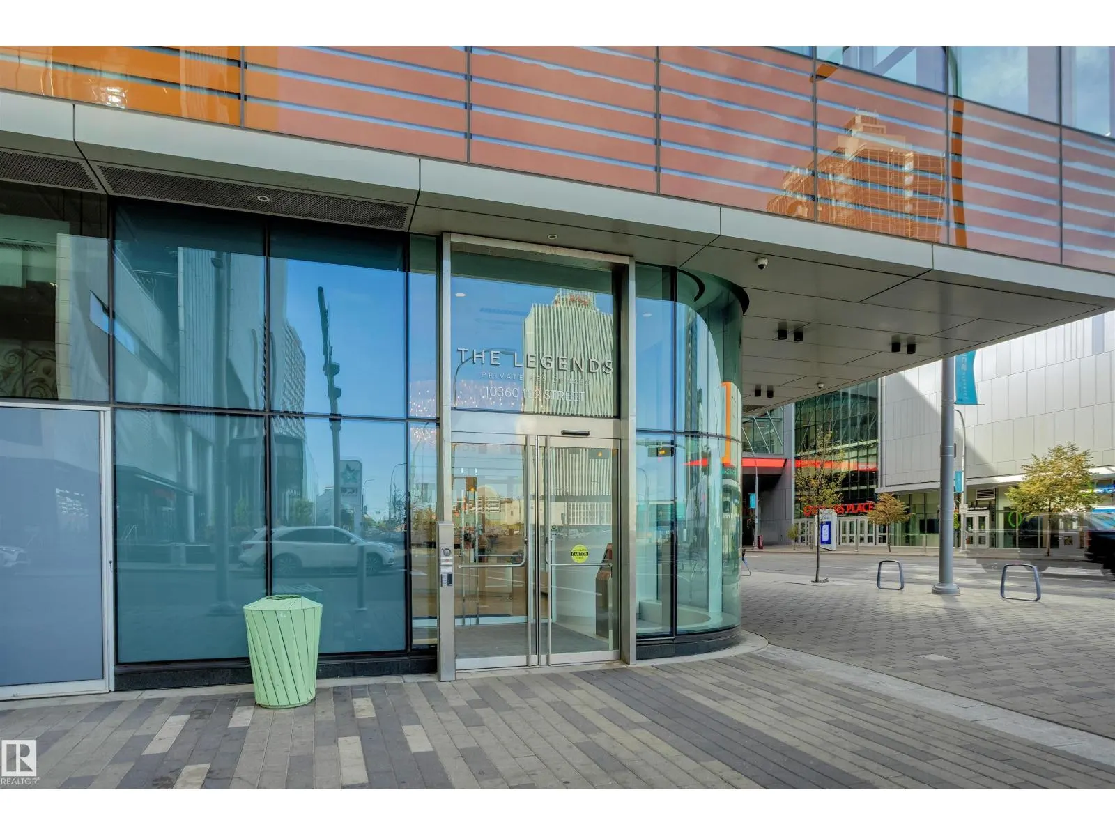 #5002 10360 102 ST NW NW