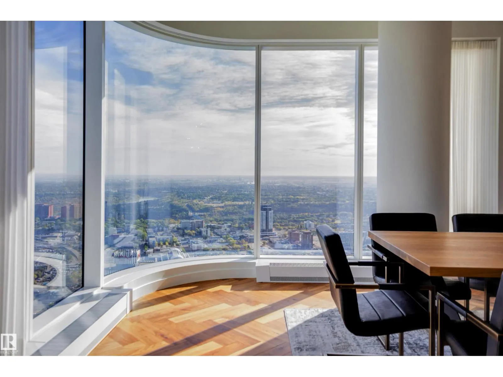 #5002 10360 102 ST NW NW