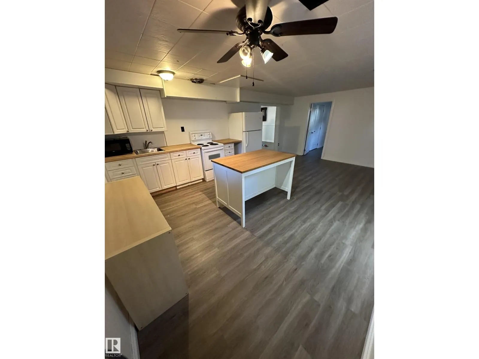 10309 74 ST NW