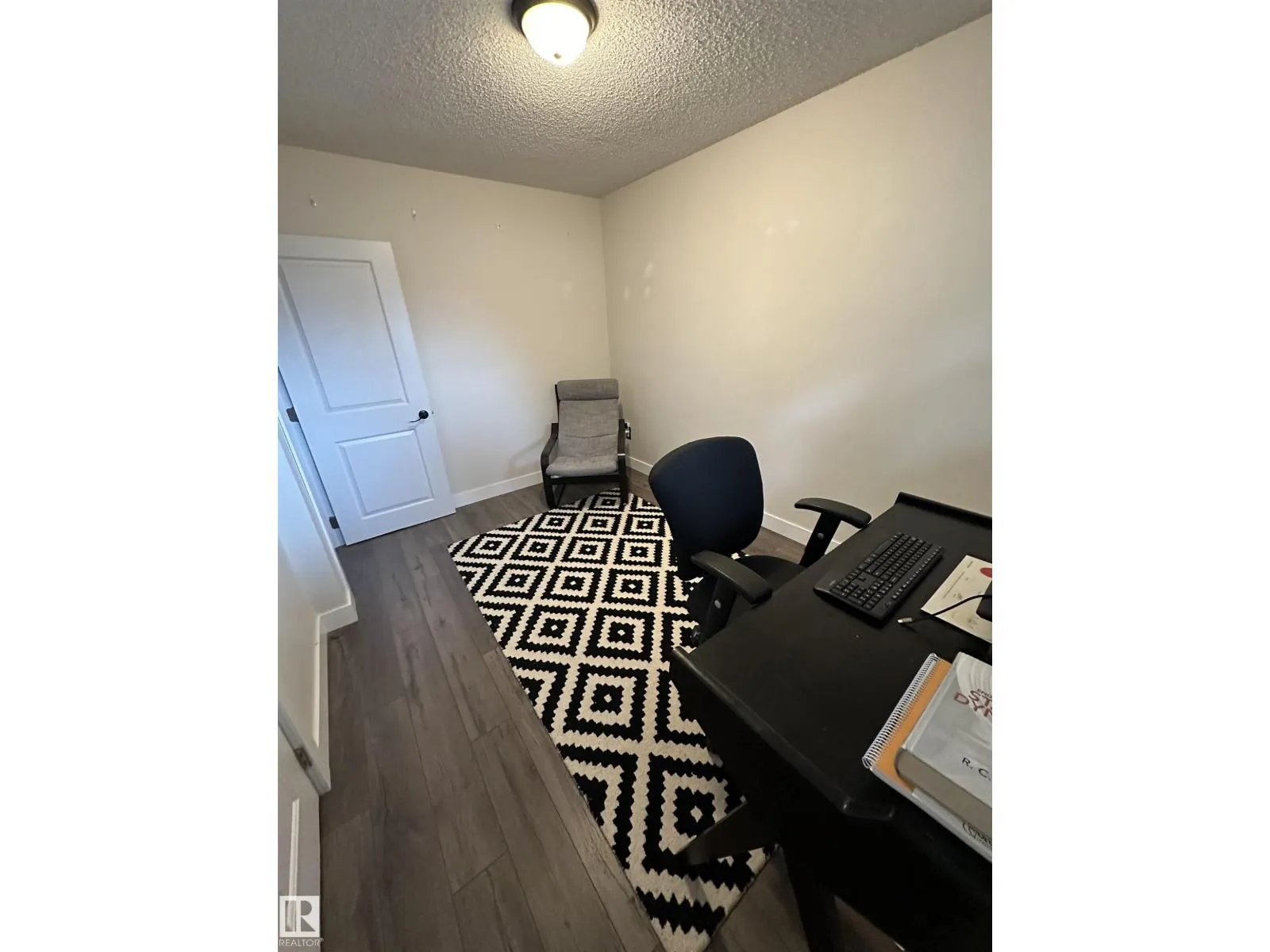 10309 74 ST NW