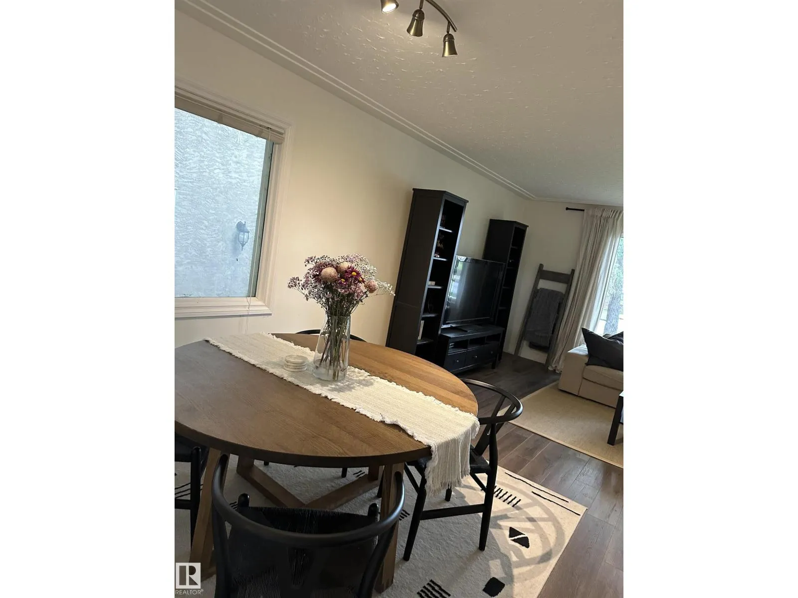 10309 74 ST NW