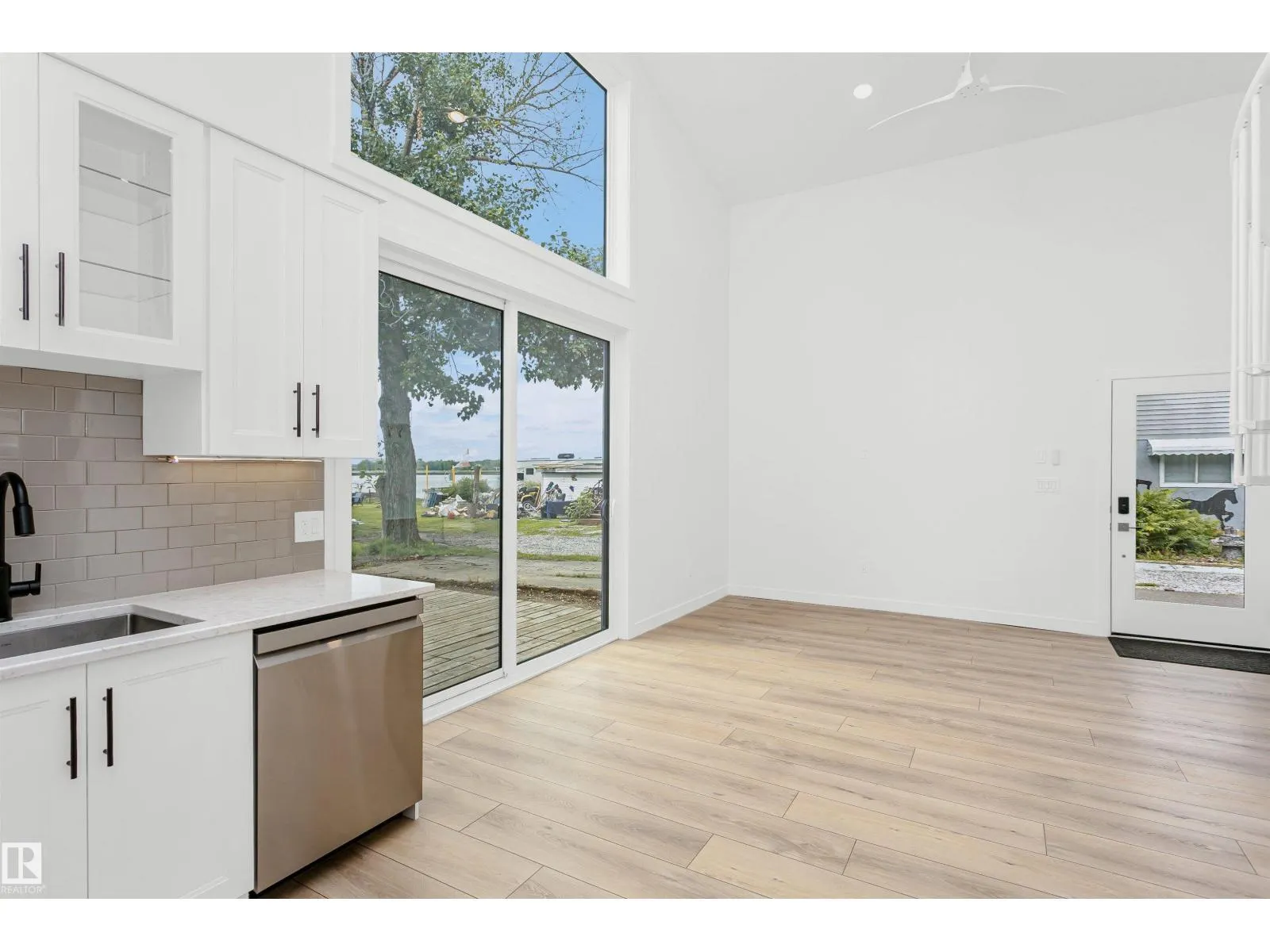 24, 55022 STE. ANNE TR