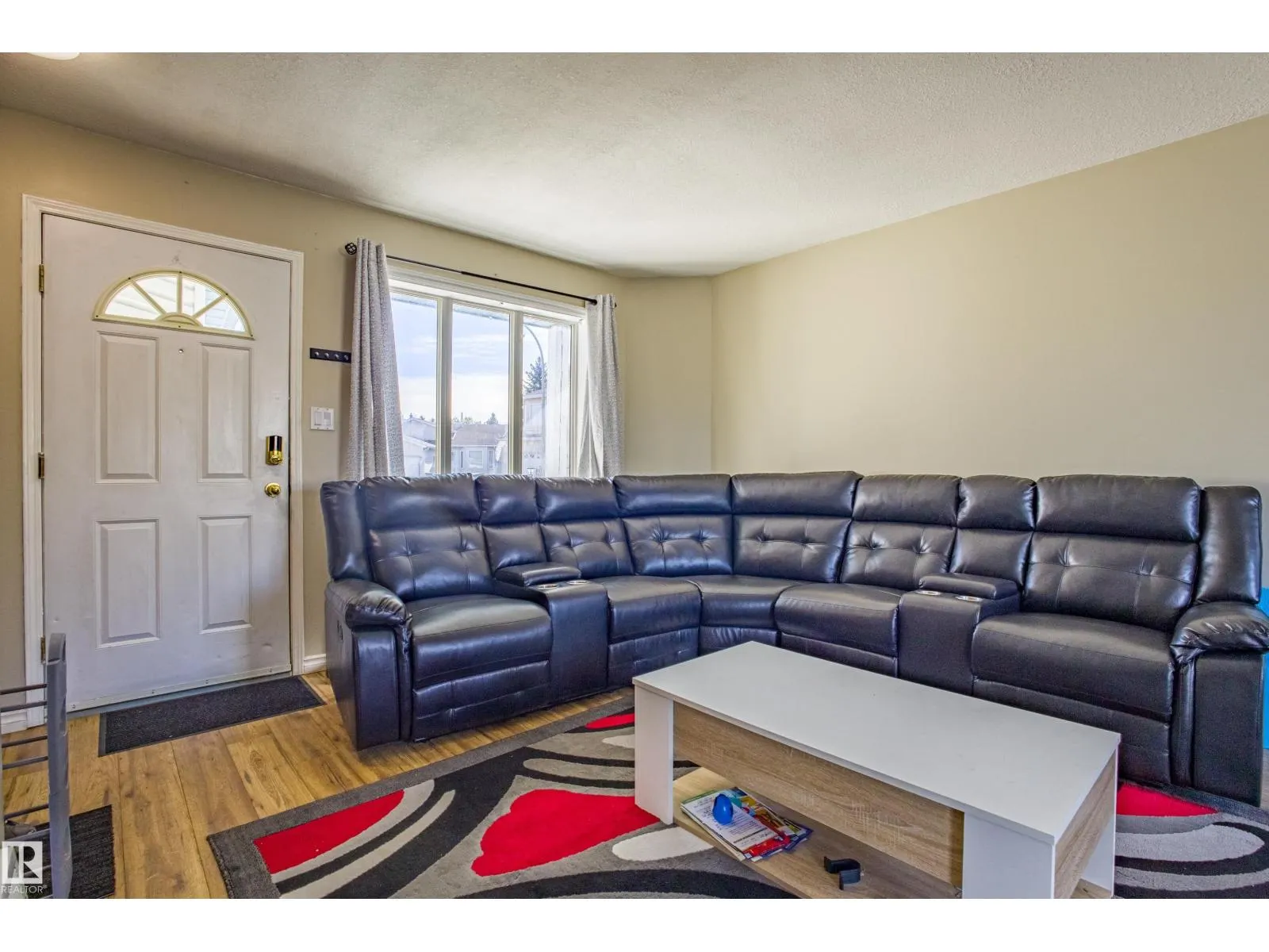1534 49A ST NW NW