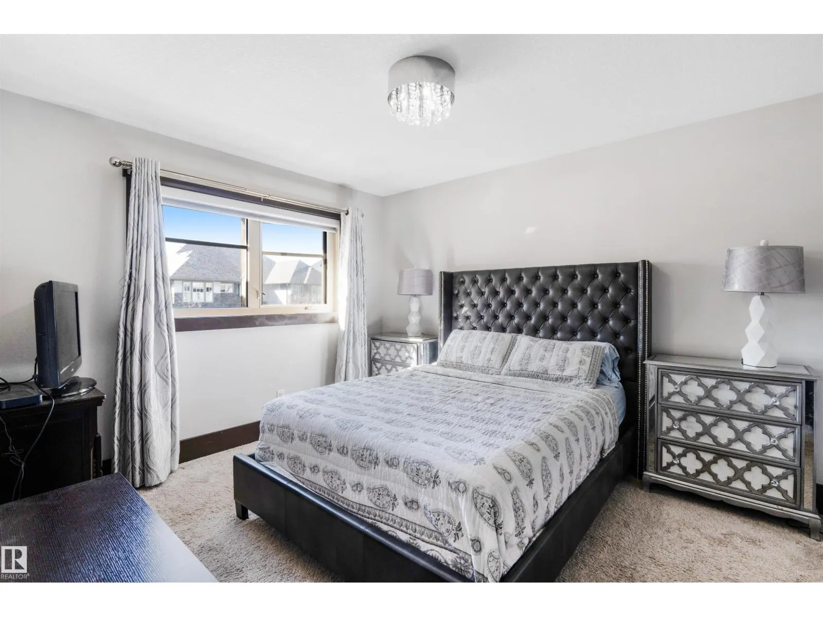 3223 ALLAN WY SW