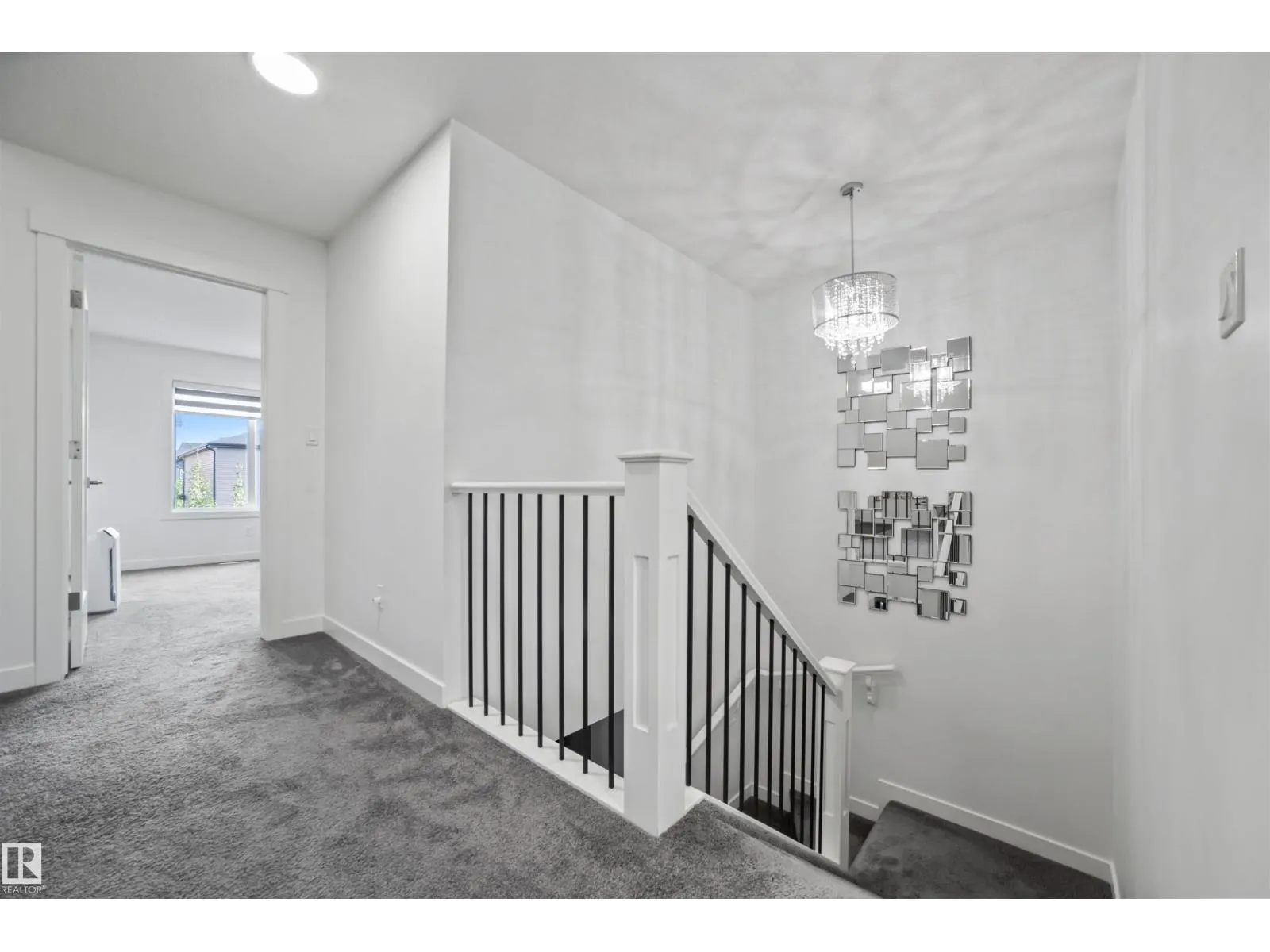 2100 GRAYDON HILL CR SW