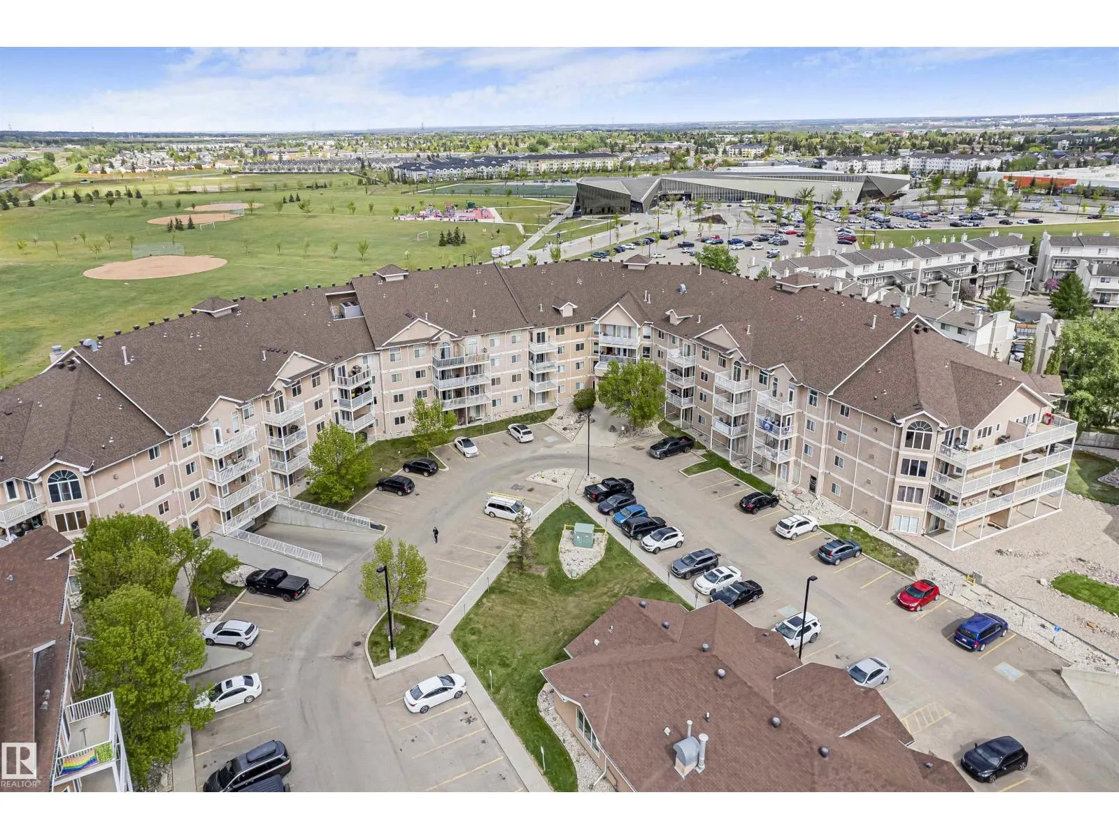 4312 139 AV NW