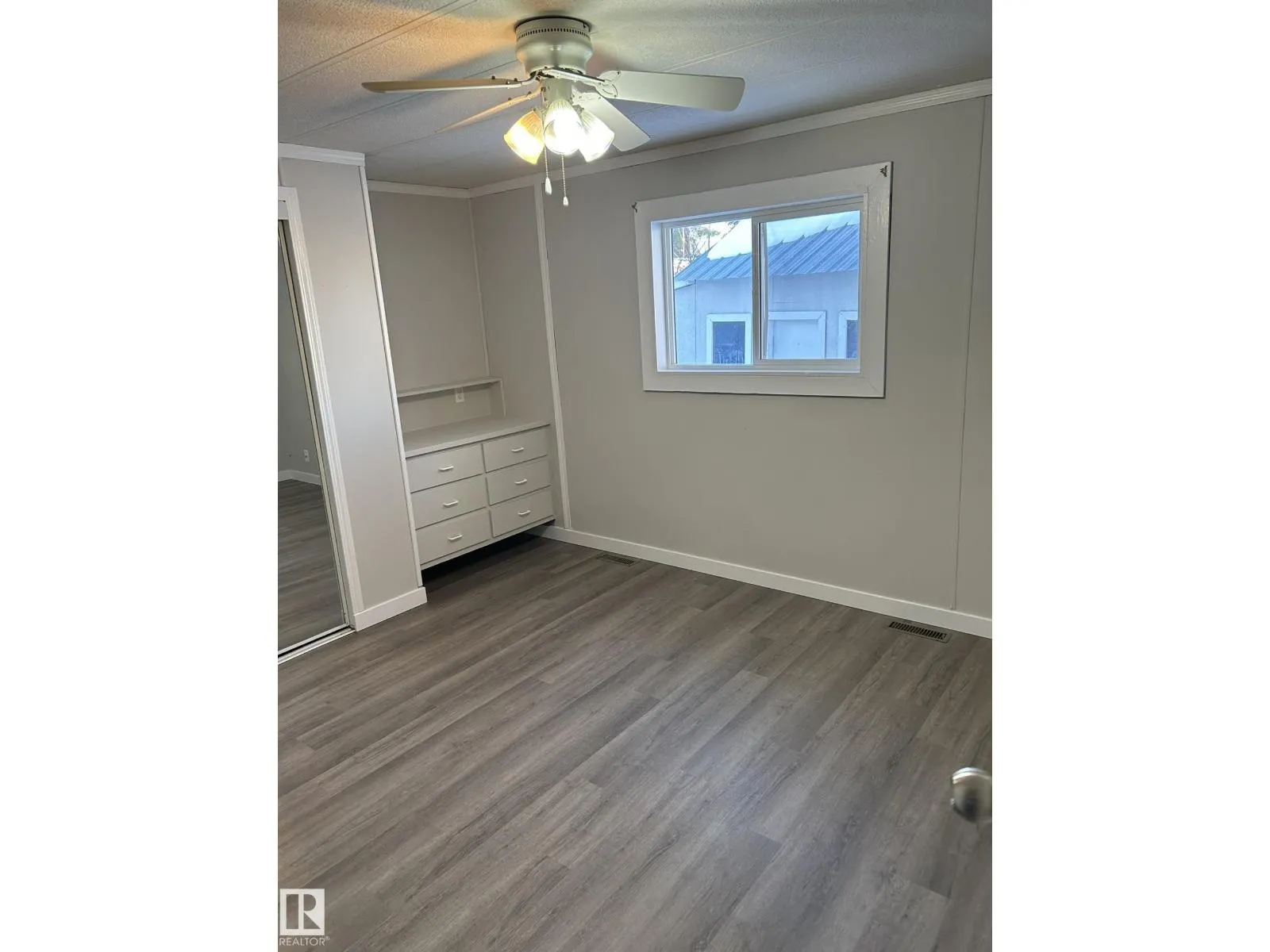 #47 4204 47 ST