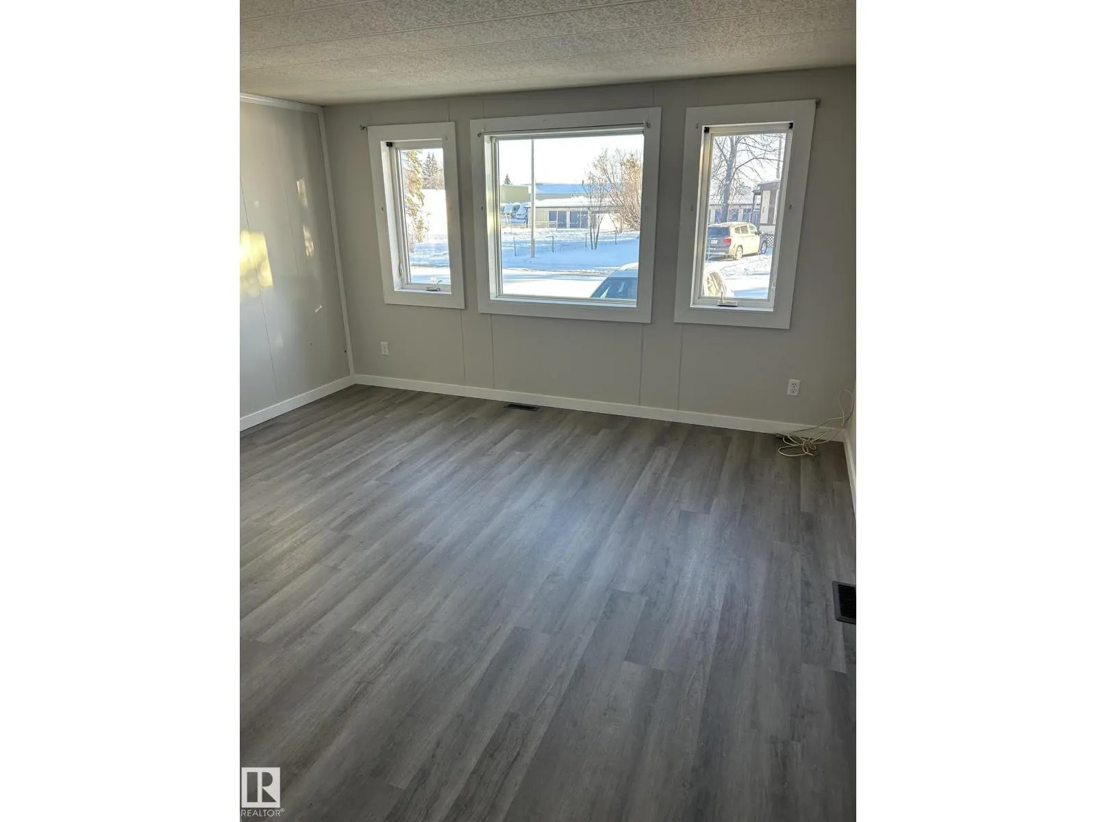 #47 4204 47 ST