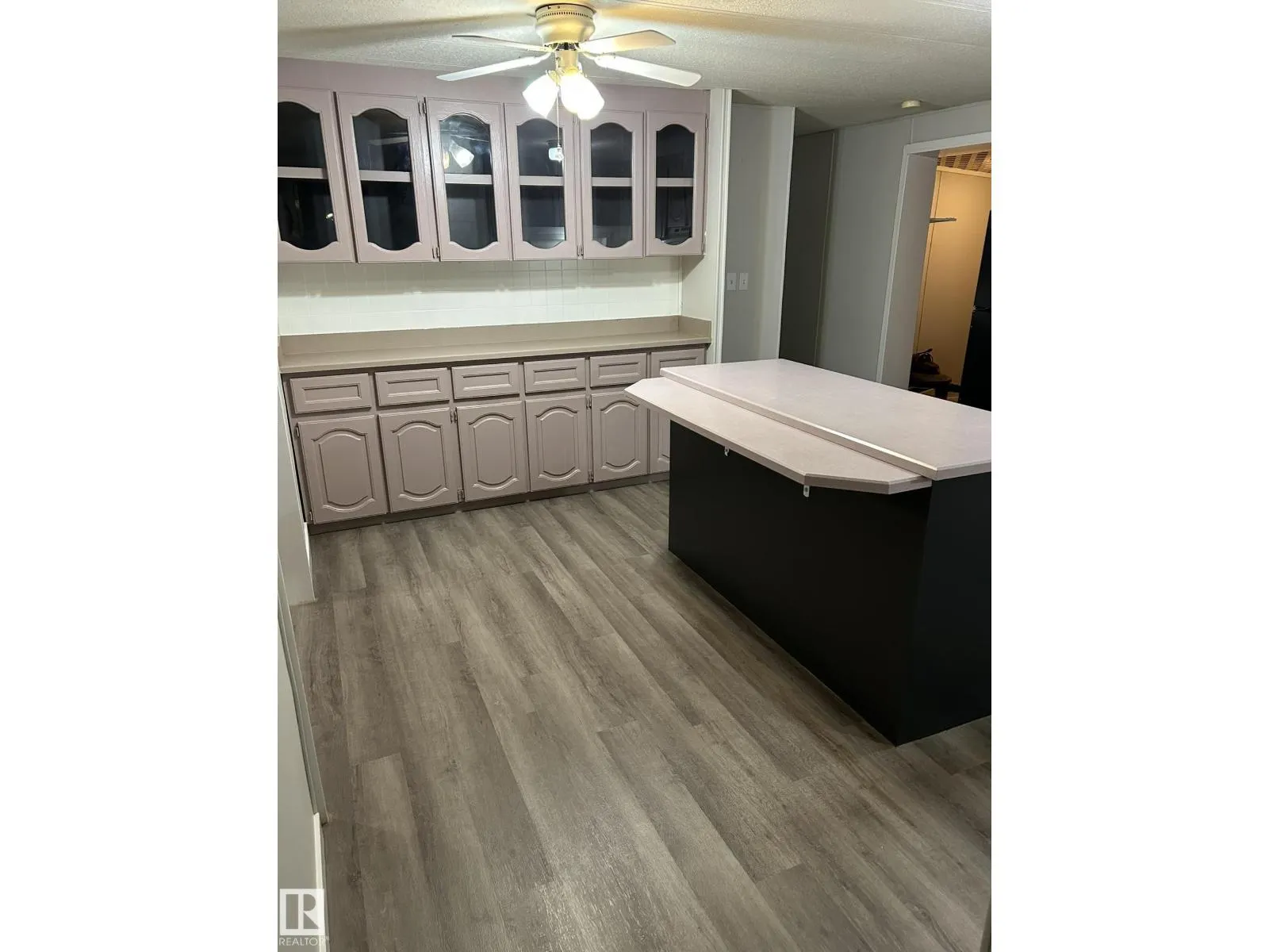 #47 4204 47 ST