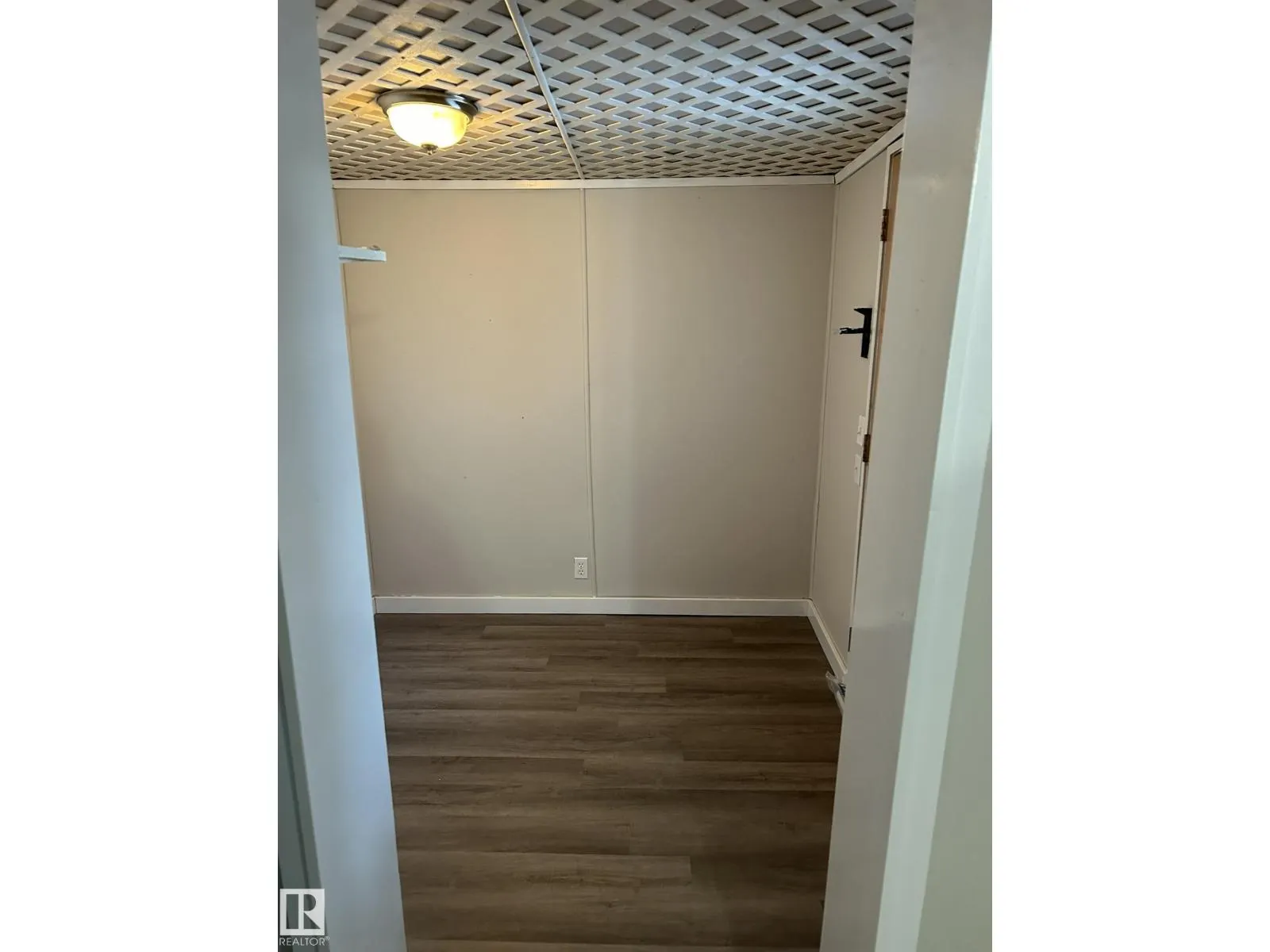 #47 4204 47 ST