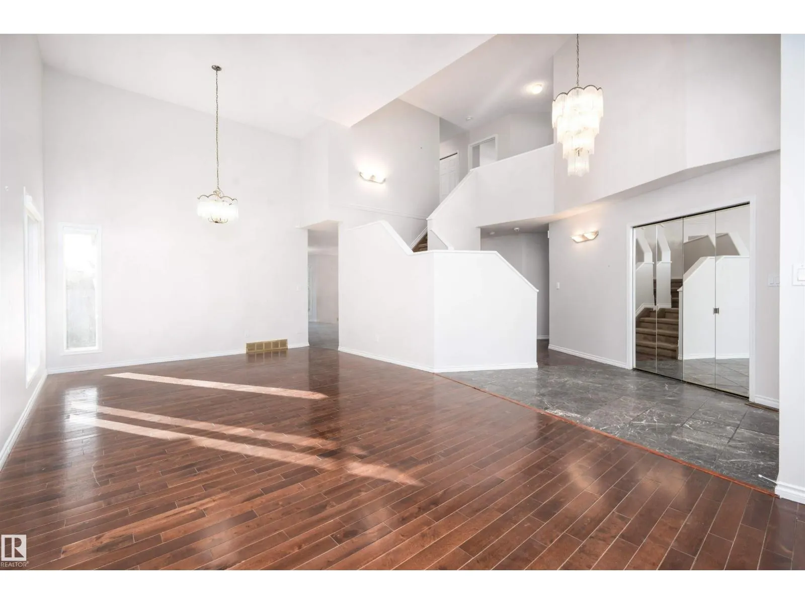 3203 145 AV NW