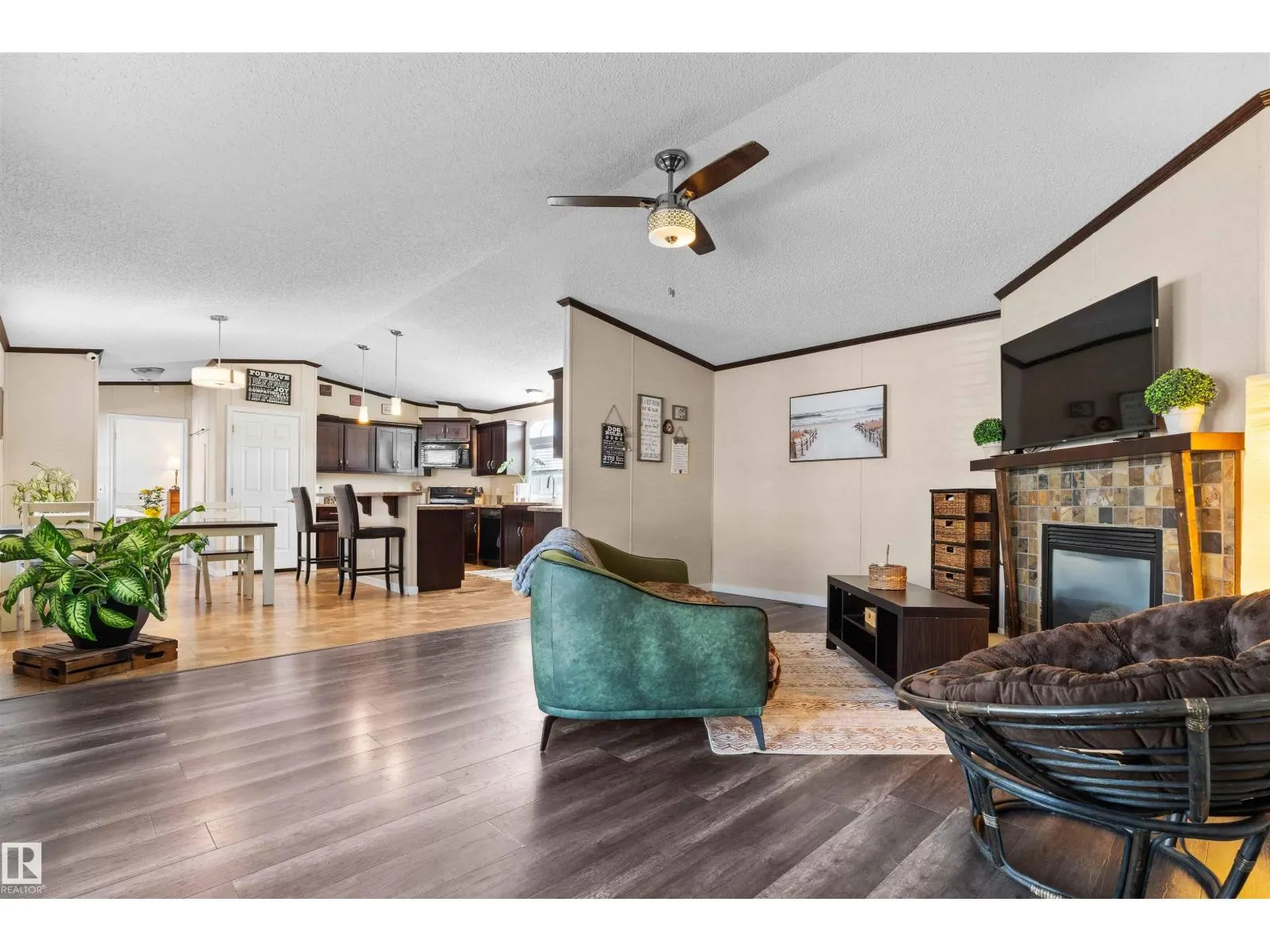 #1513 53222 Rge Rd 272