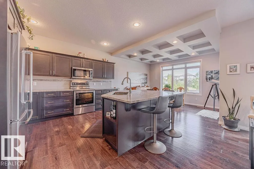 1019 COOPERS HAWK LI NW
