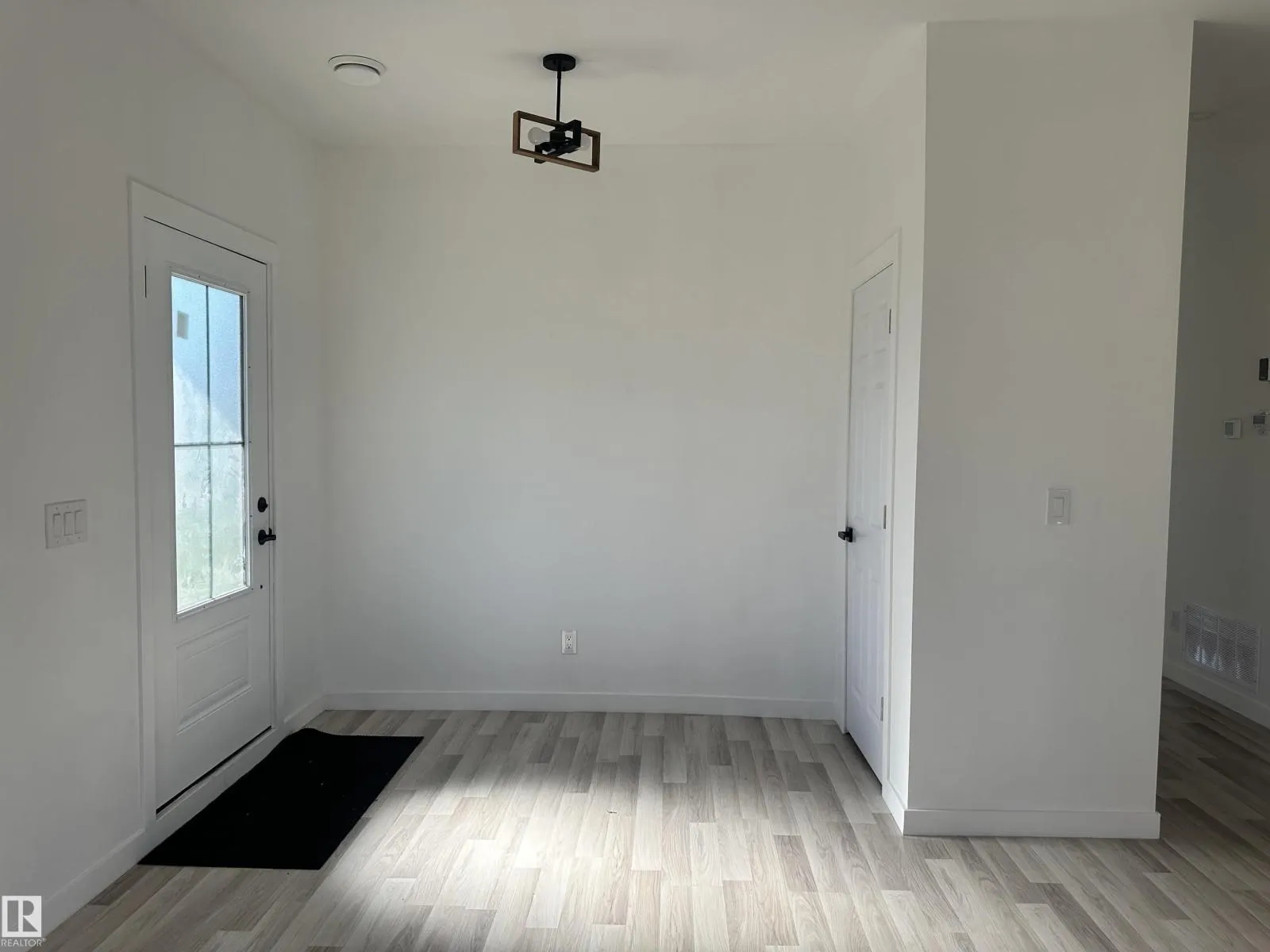 4743 47 ST