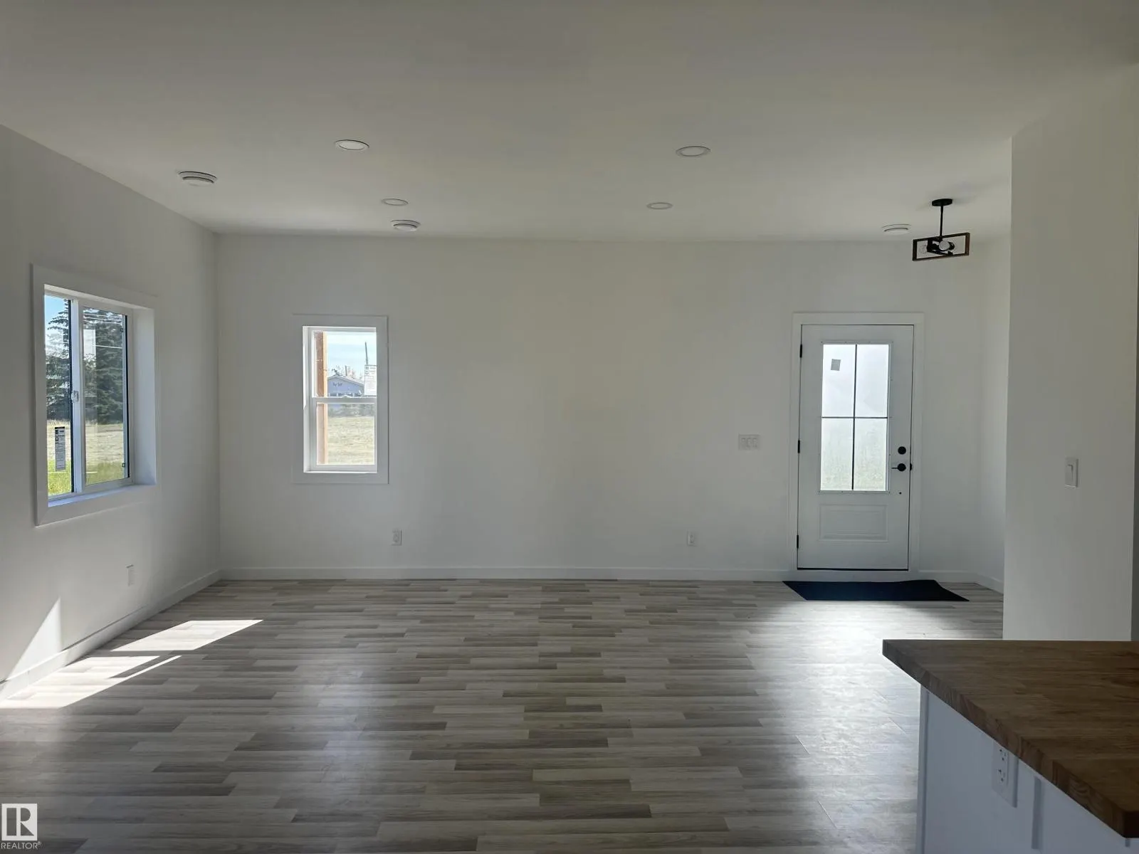 4743 47 ST