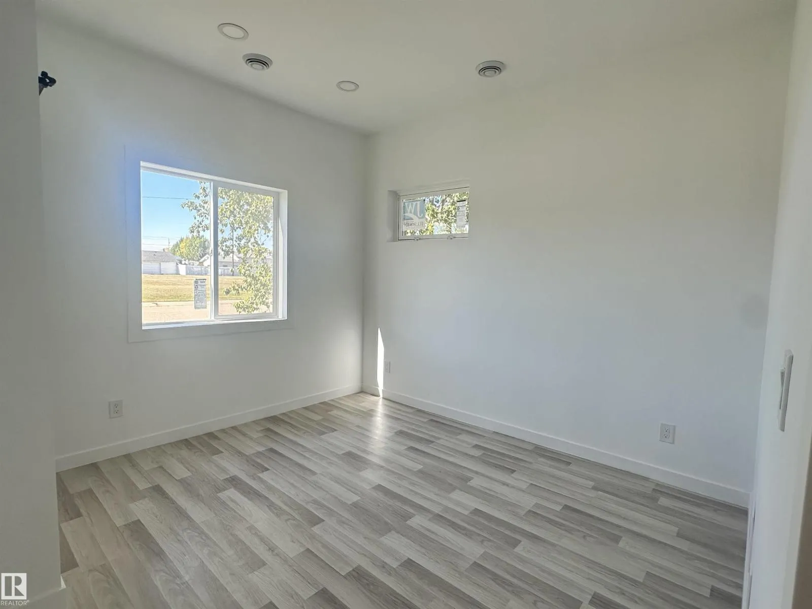 4743 47 ST