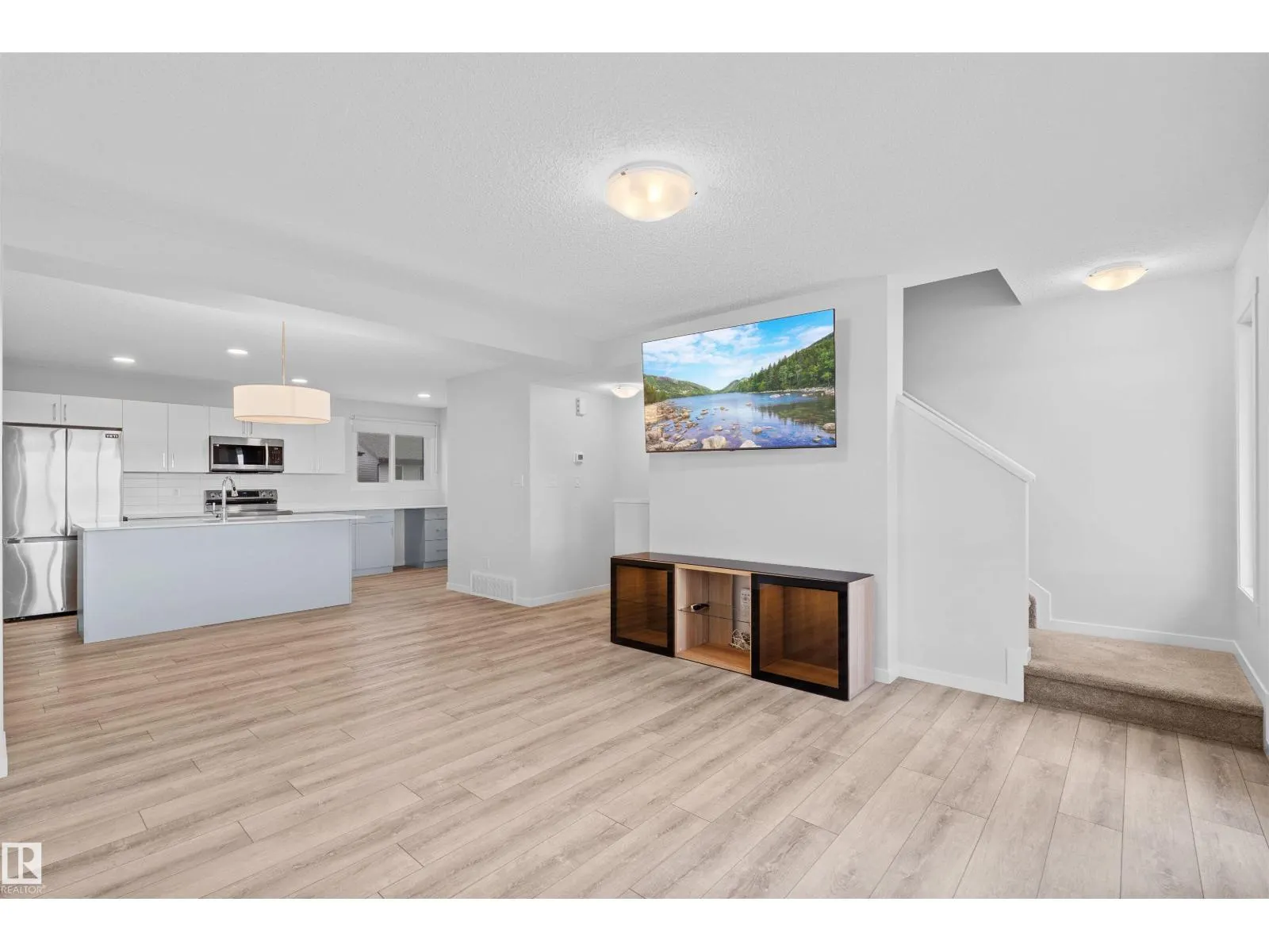 5030 RIVER'S EDGE WY NW