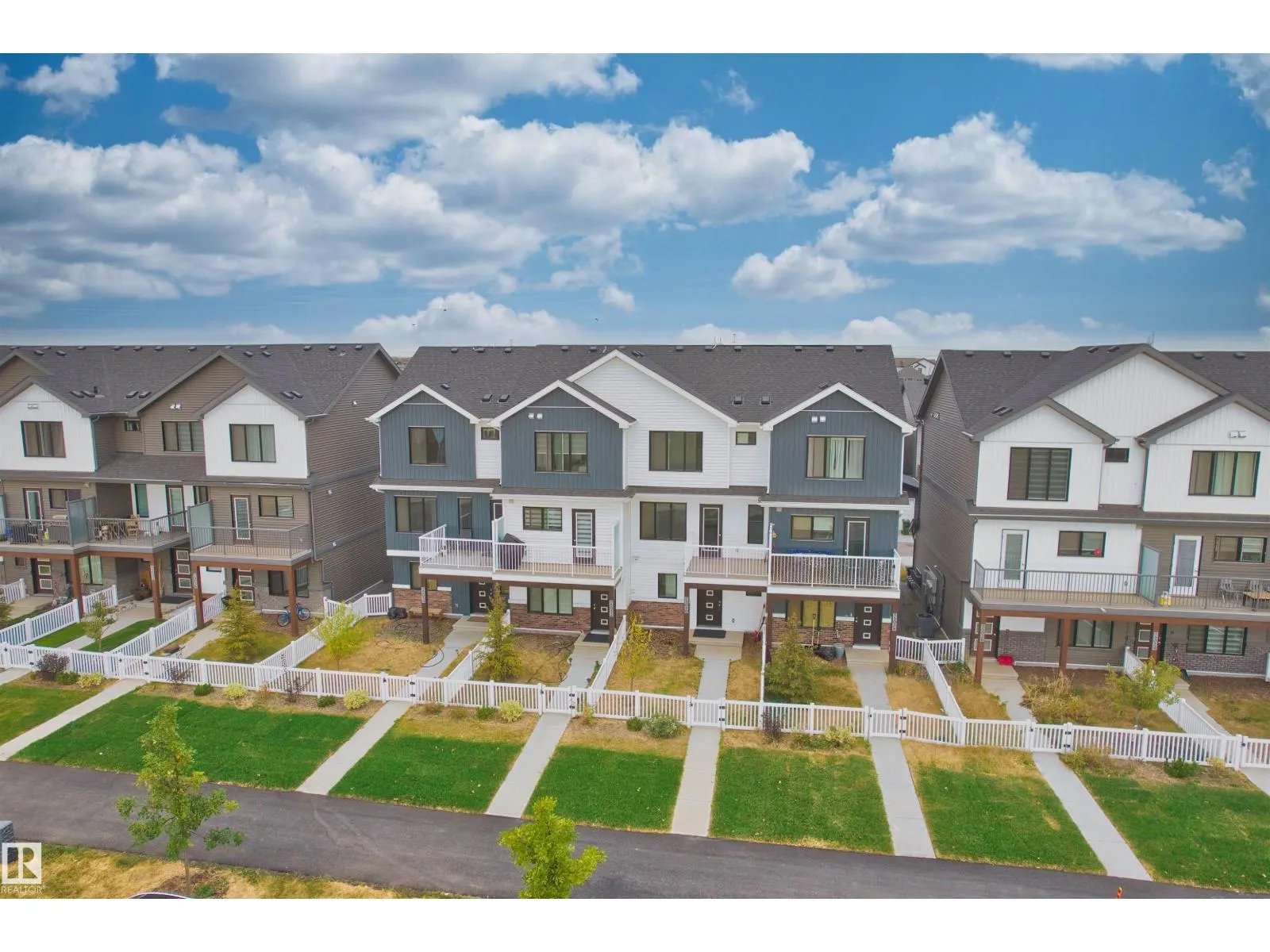 5030 RIVER'S EDGE WY NW