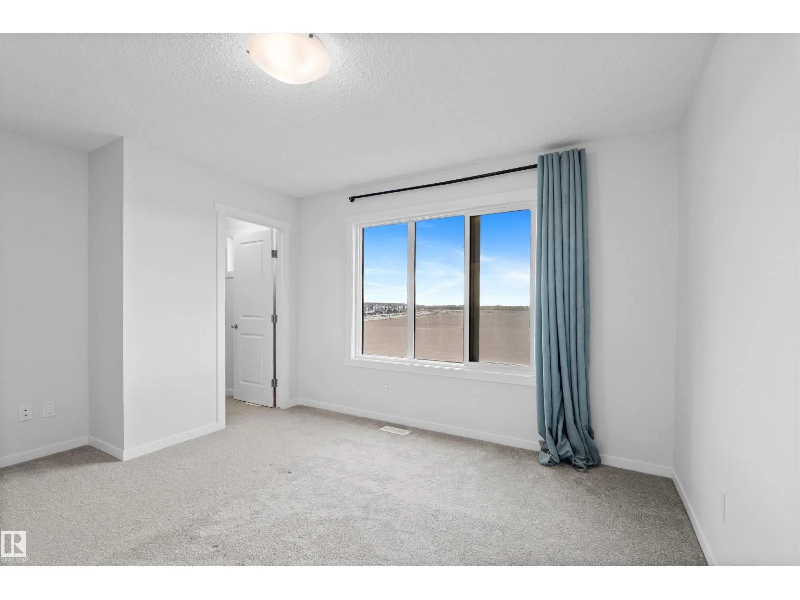 5030 RIVER'S EDGE WY NW