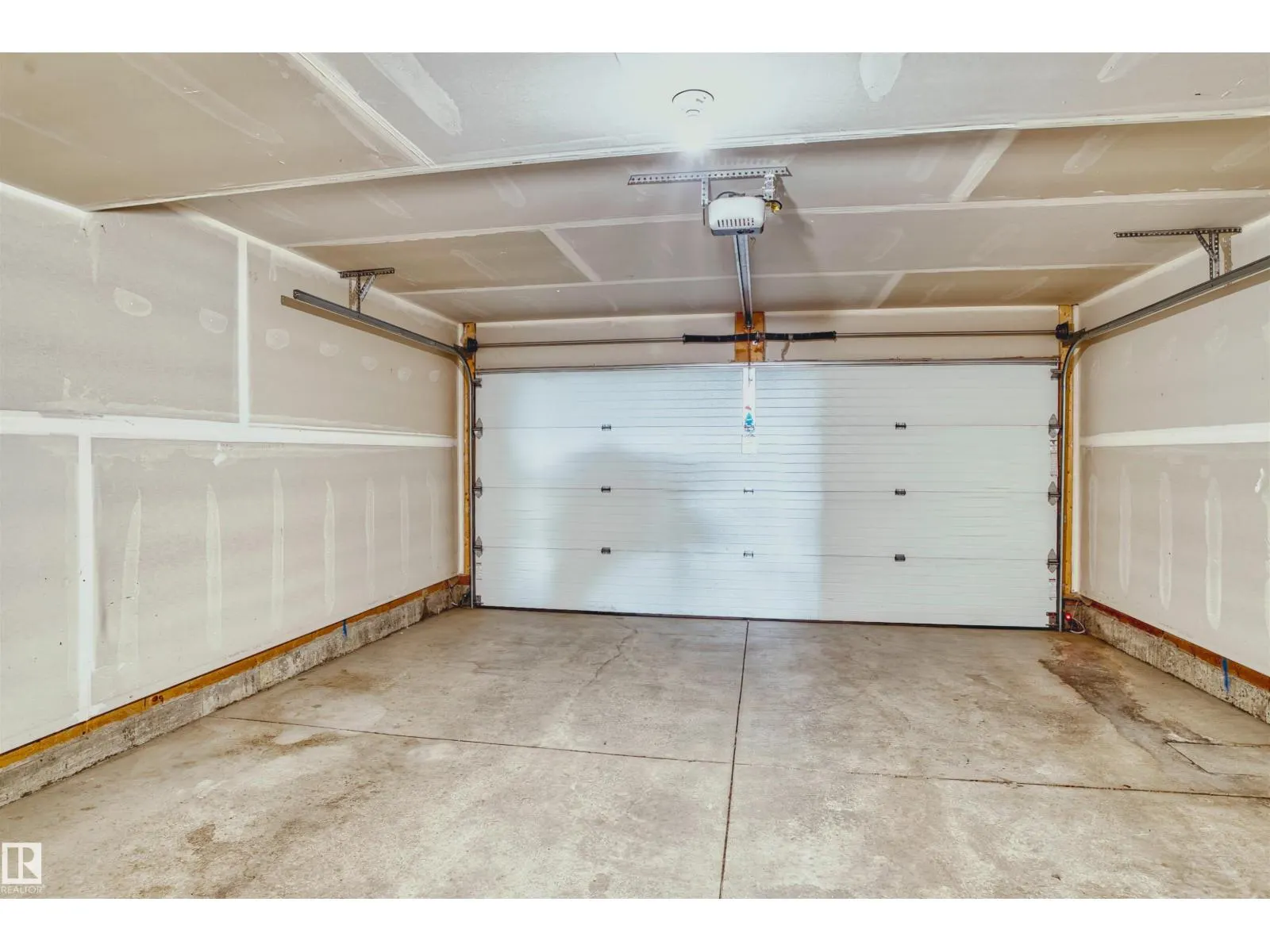 5030 RIVER'S EDGE WY NW