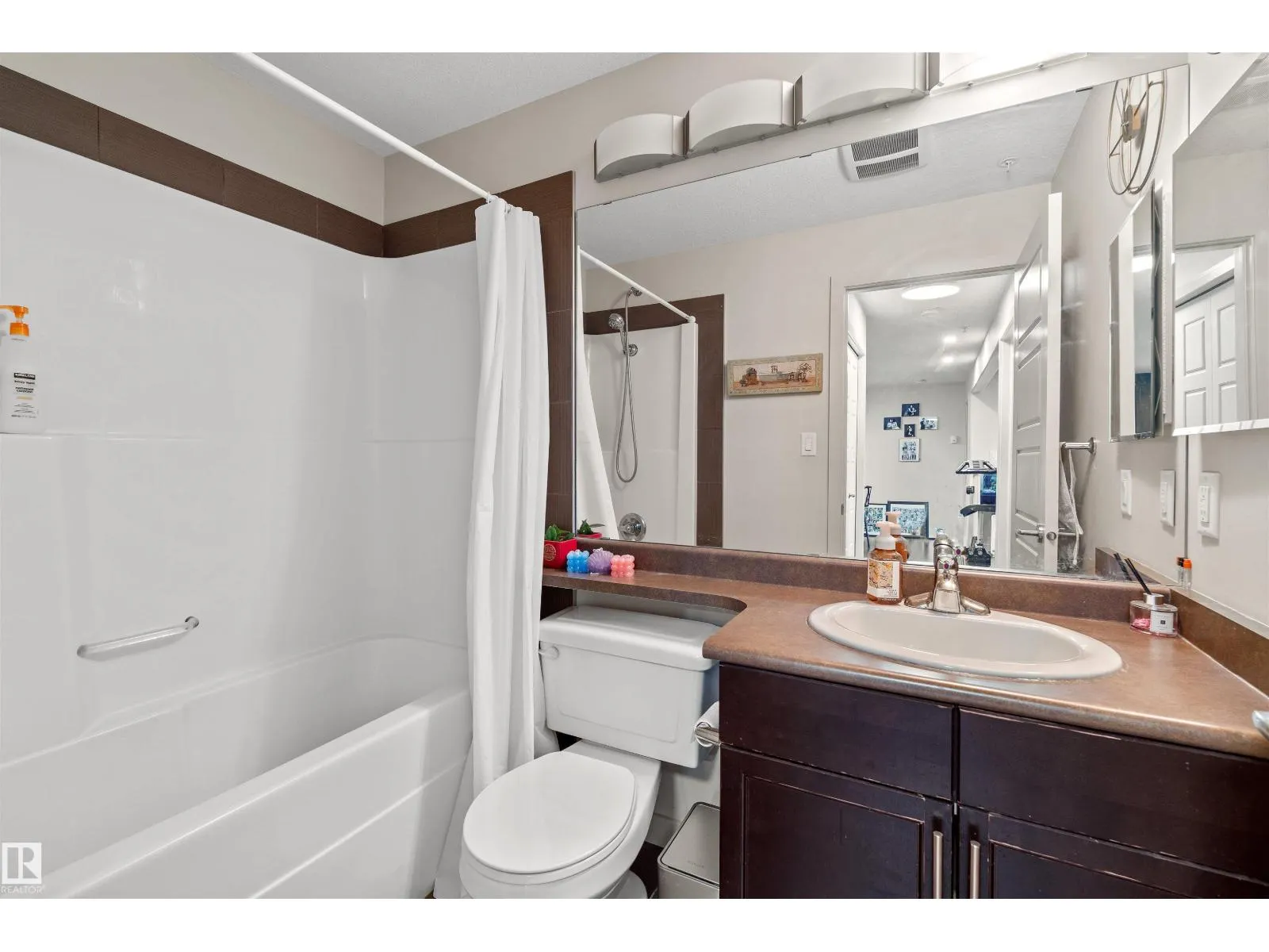 #250 11517 ELLERSLIE RD SW