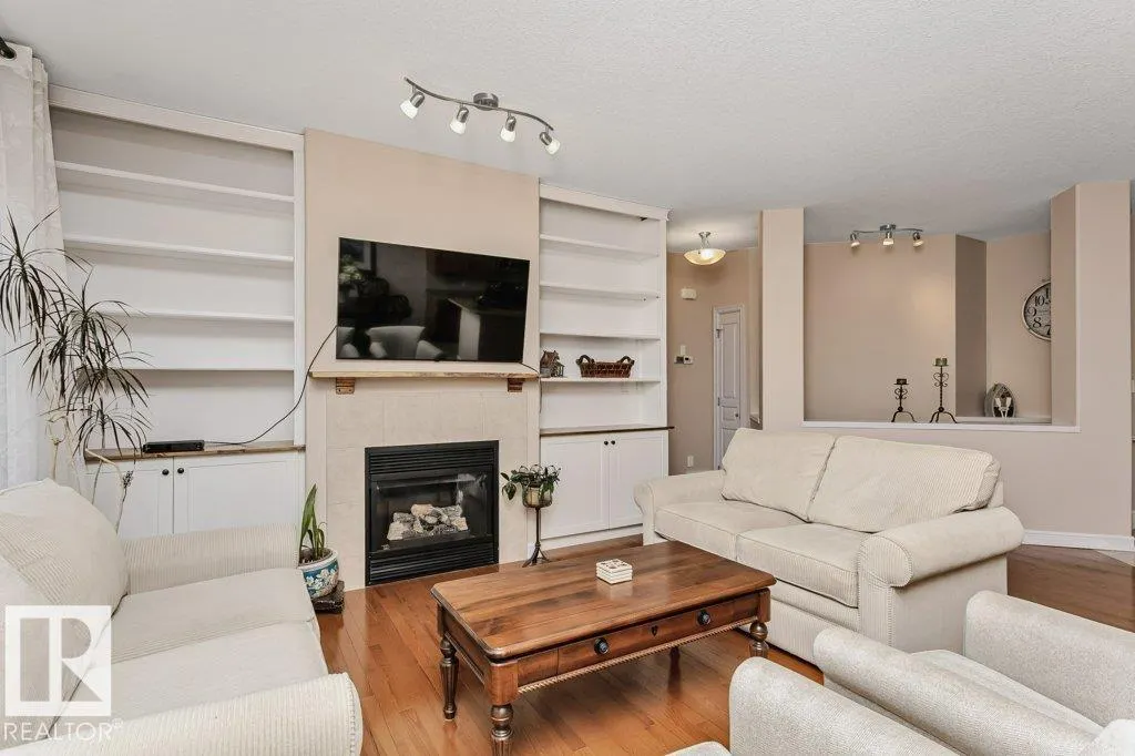 #23 16224 73 ST NW