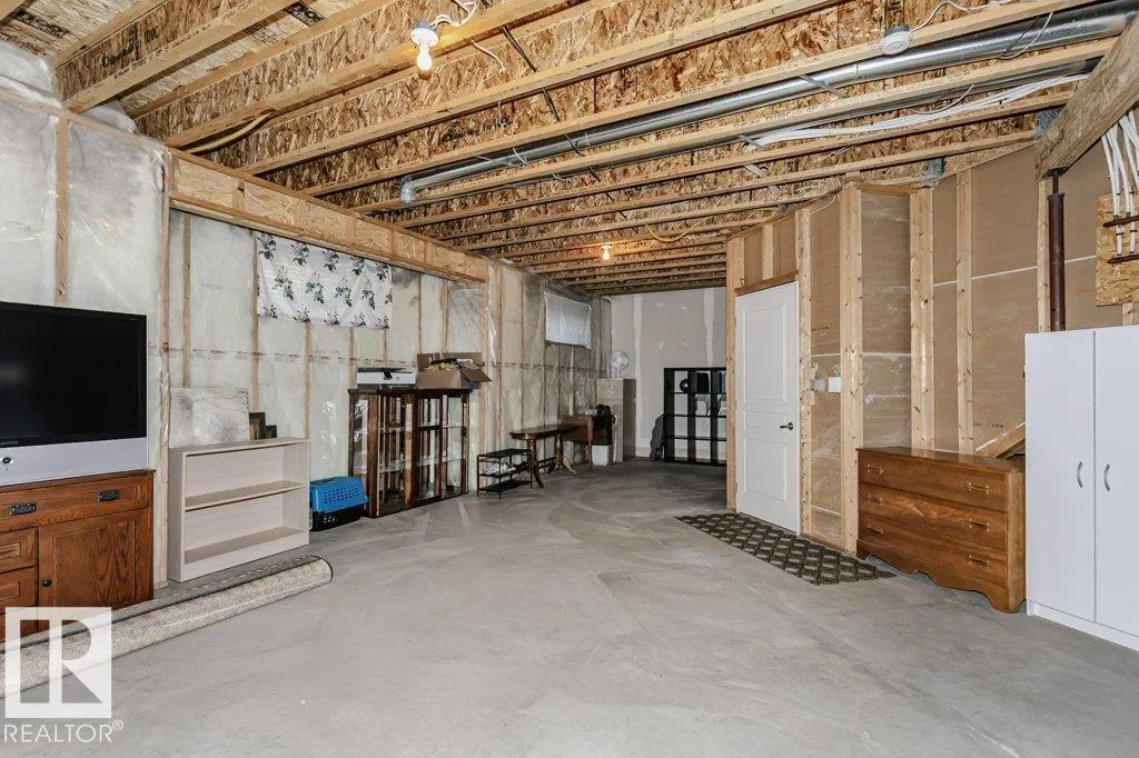 #23 16224 73 ST NW