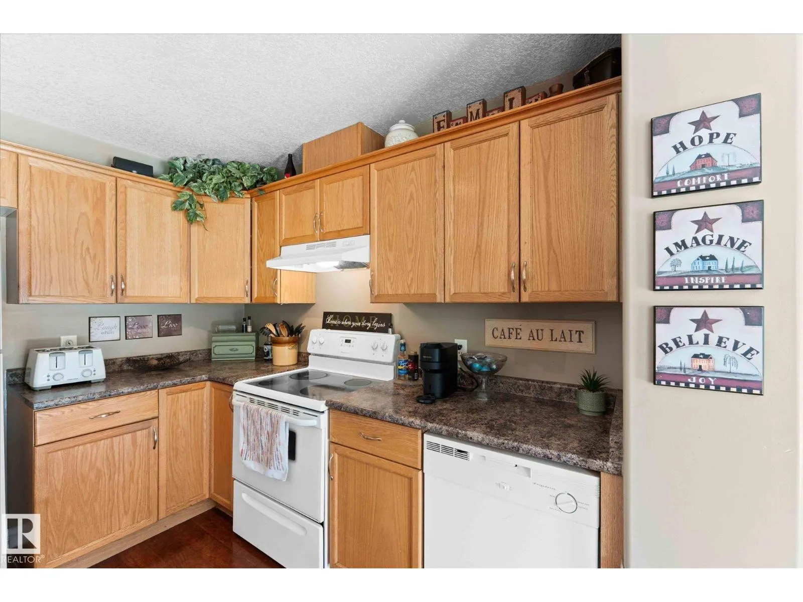 125 MERIDIAN LO