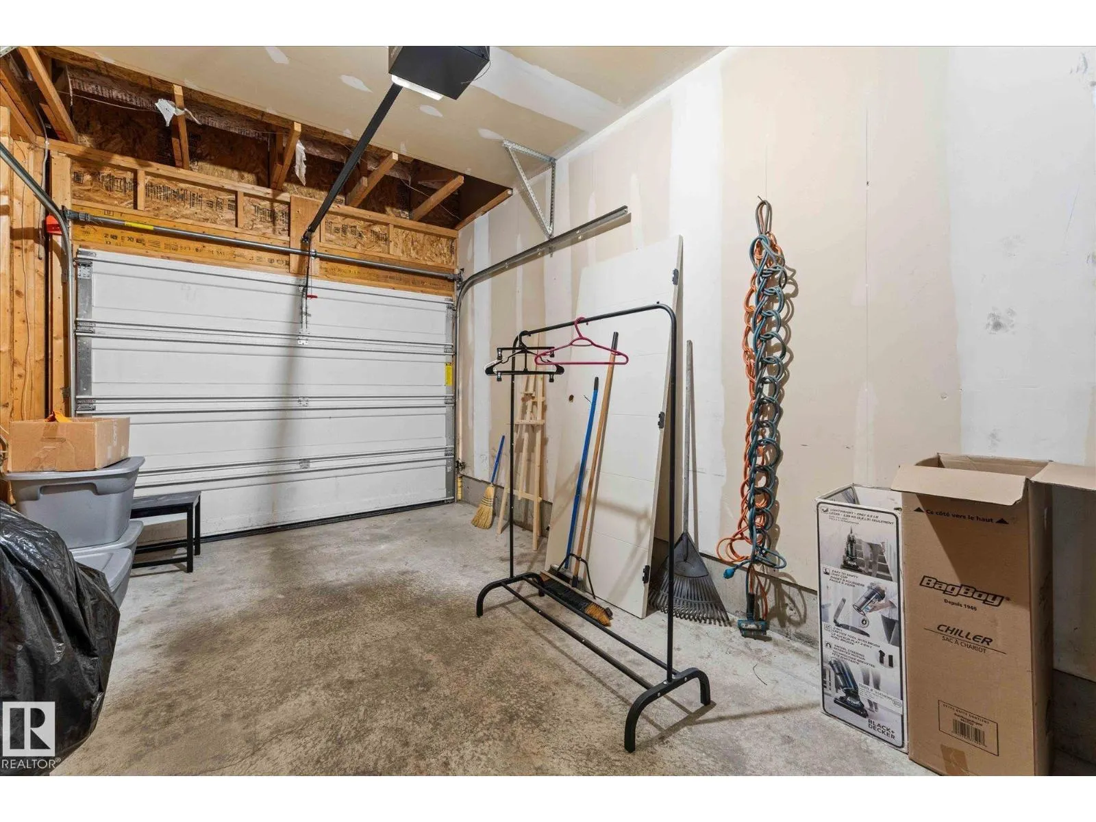 125 MERIDIAN LO