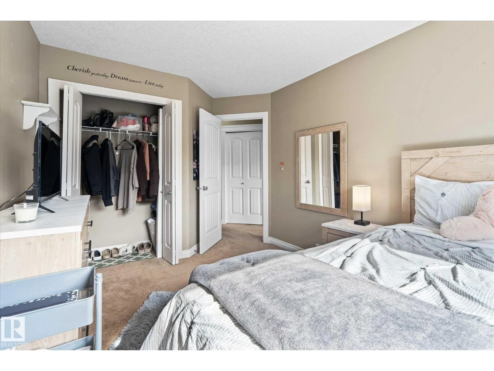 125 MERIDIAN LO