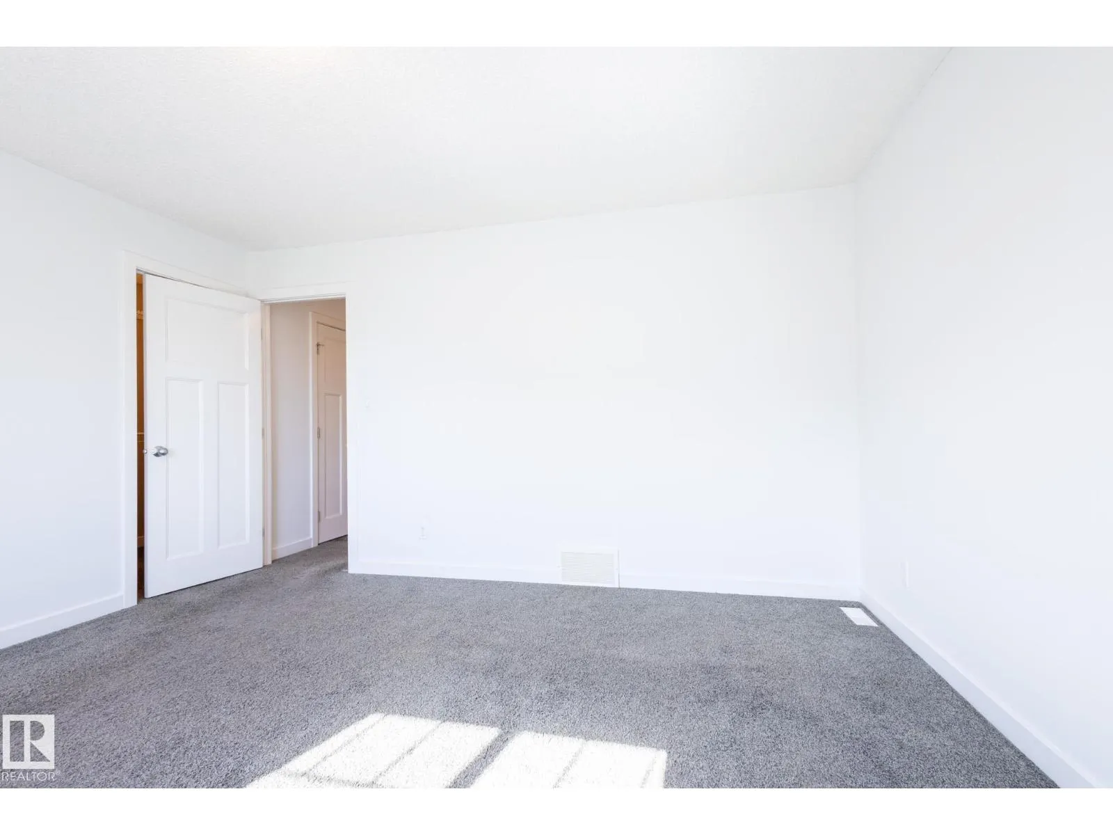 #10 3103 HILTON DR NW