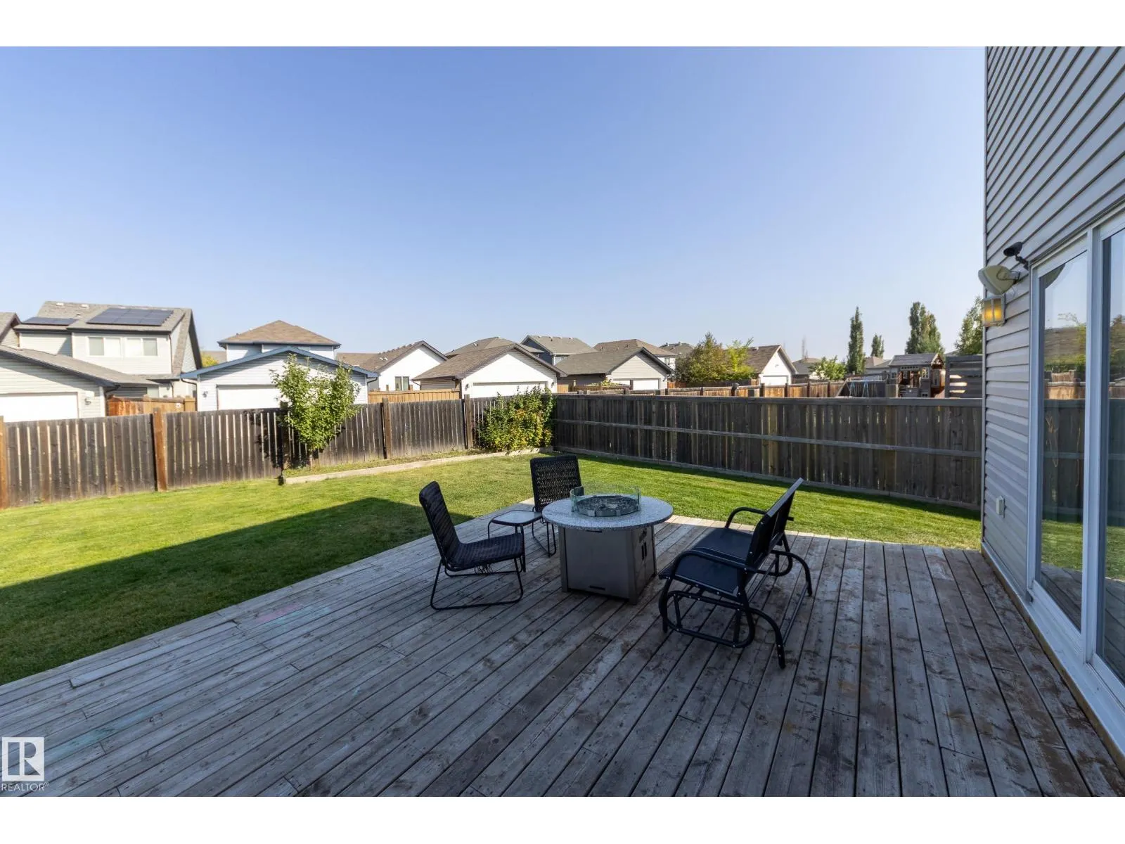 5816 168 AV NW