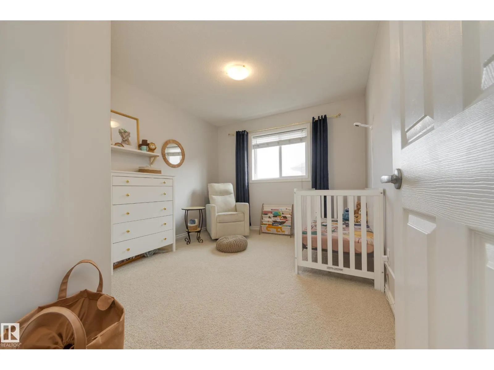 5816 168 AV NW