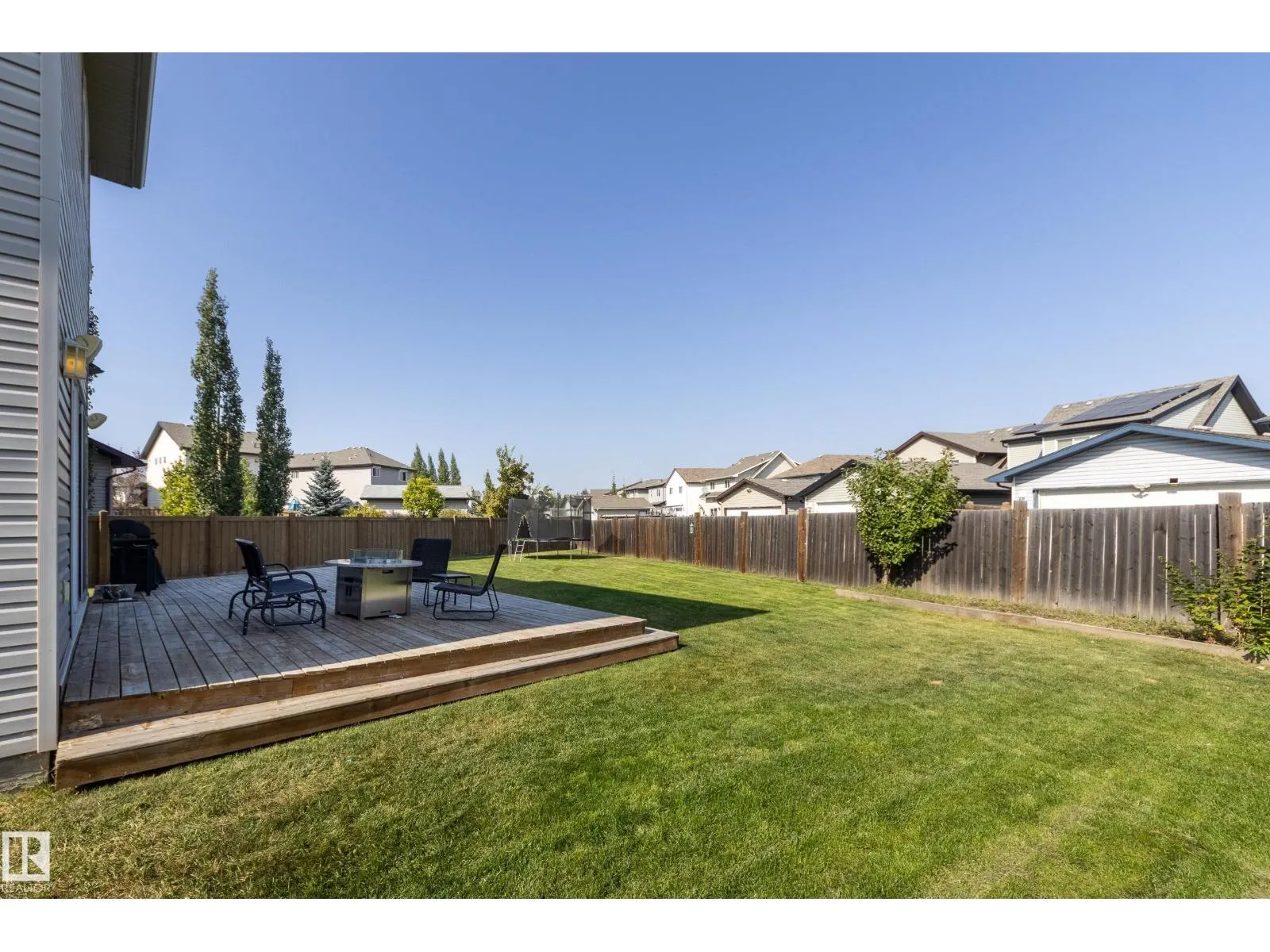 5816 168 AV NW