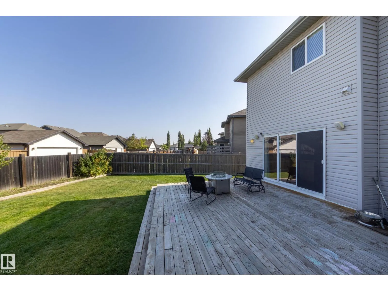 5816 168 AV NW