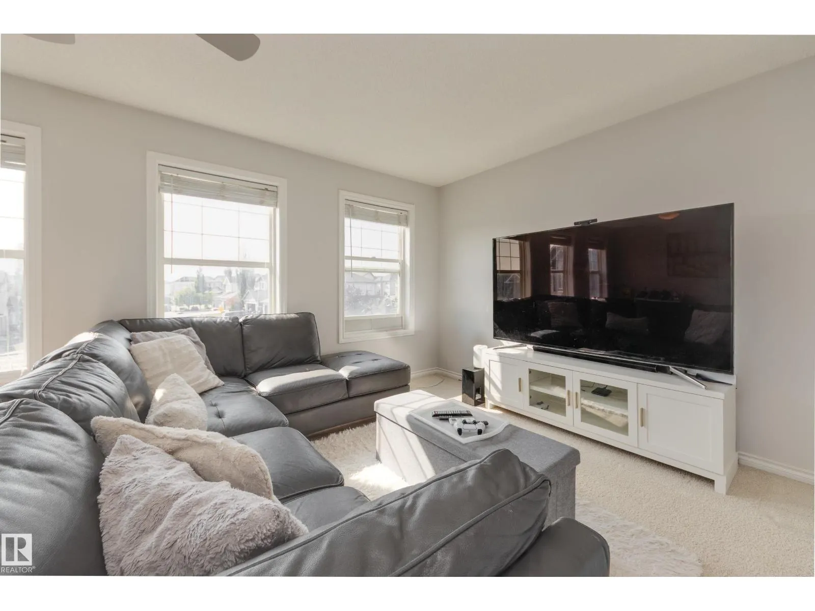 5816 168 AV NW