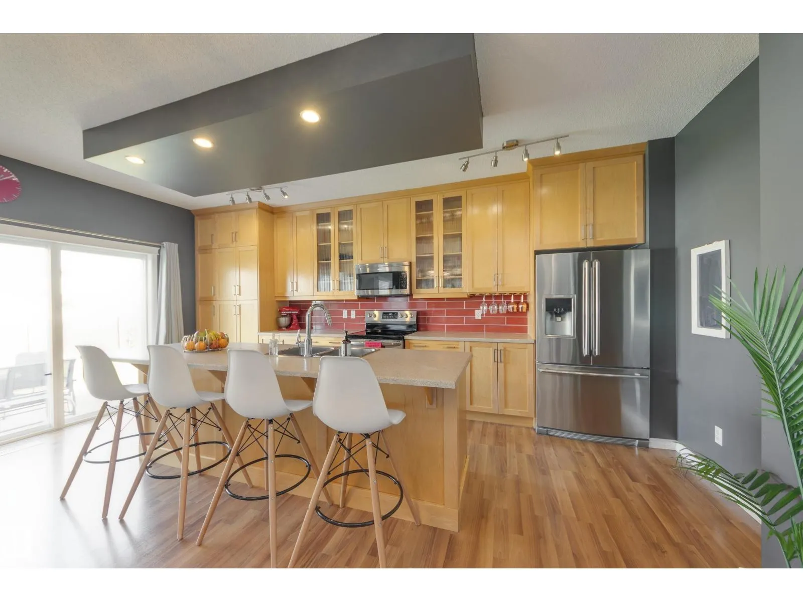 5816 168 AV NW