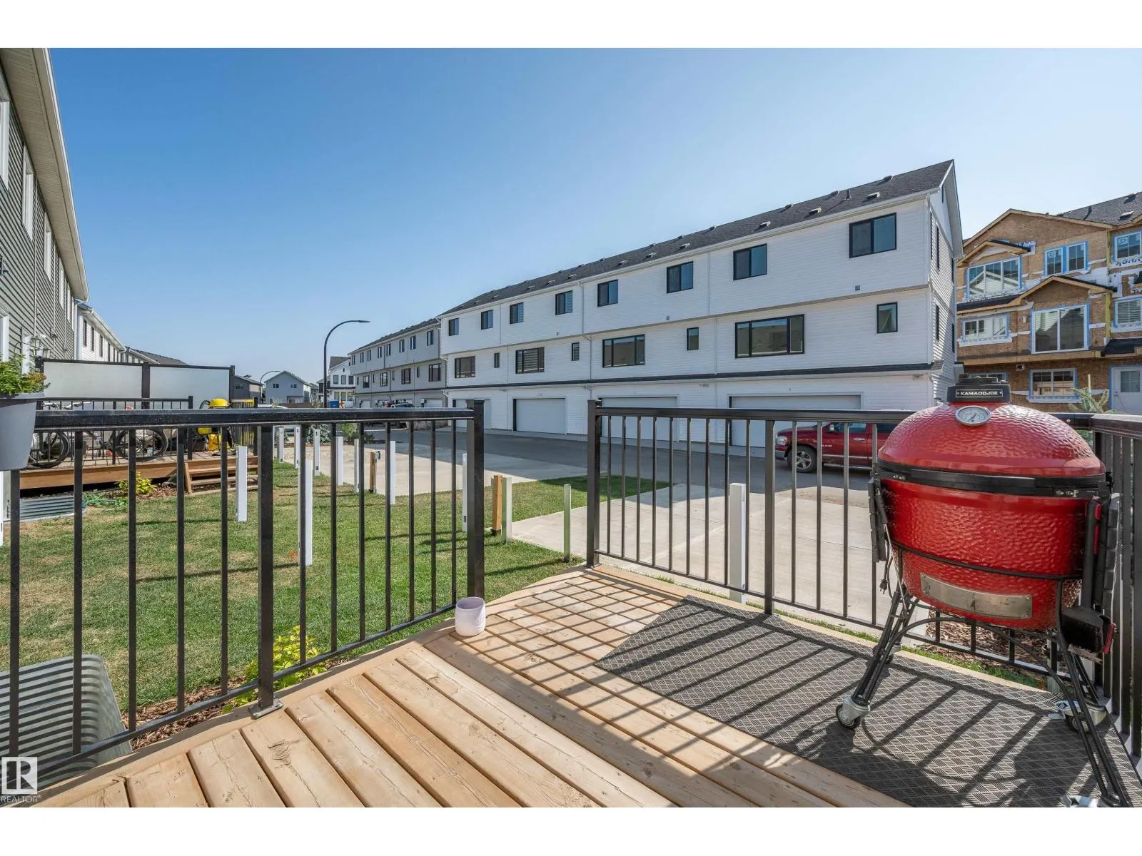#19 525 SECORD BV NW