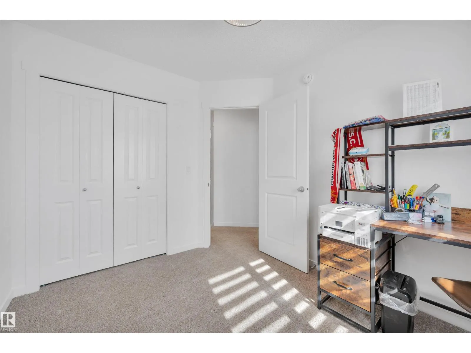 #19 525 SECORD BV NW