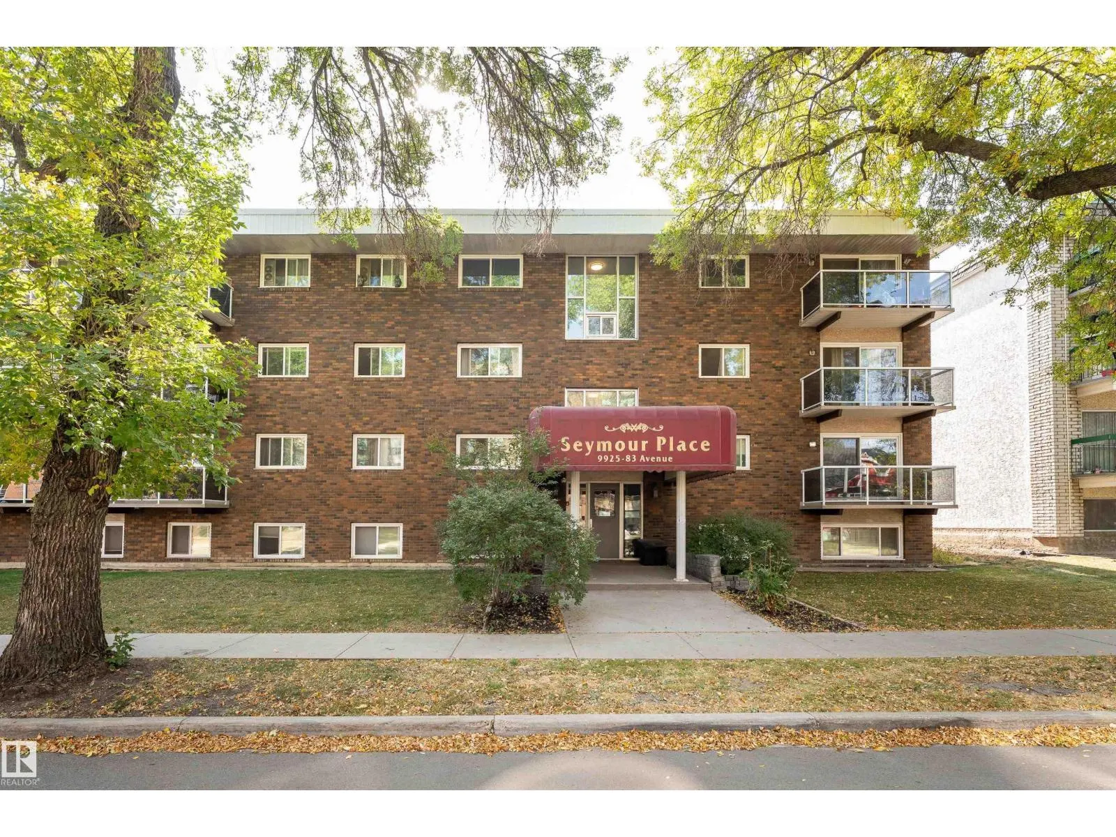 #101 9925 83 AV NW NW