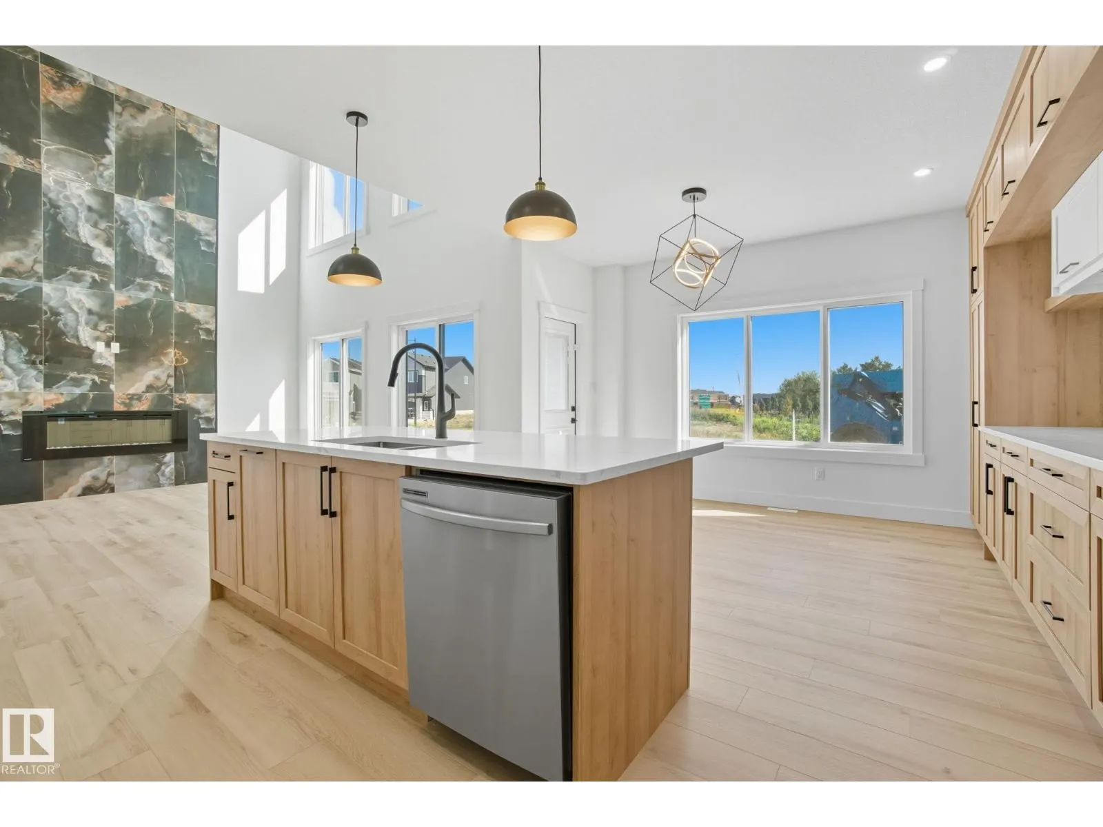 3325 Chernowski WY SW