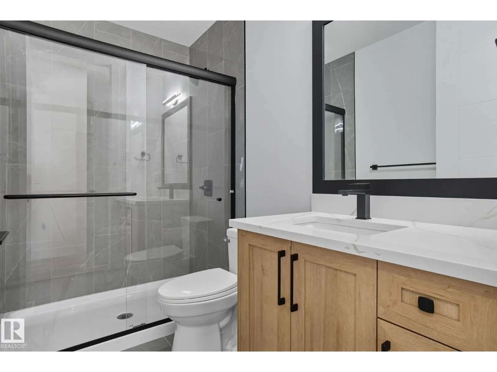 3325 Chernowski WY SW
