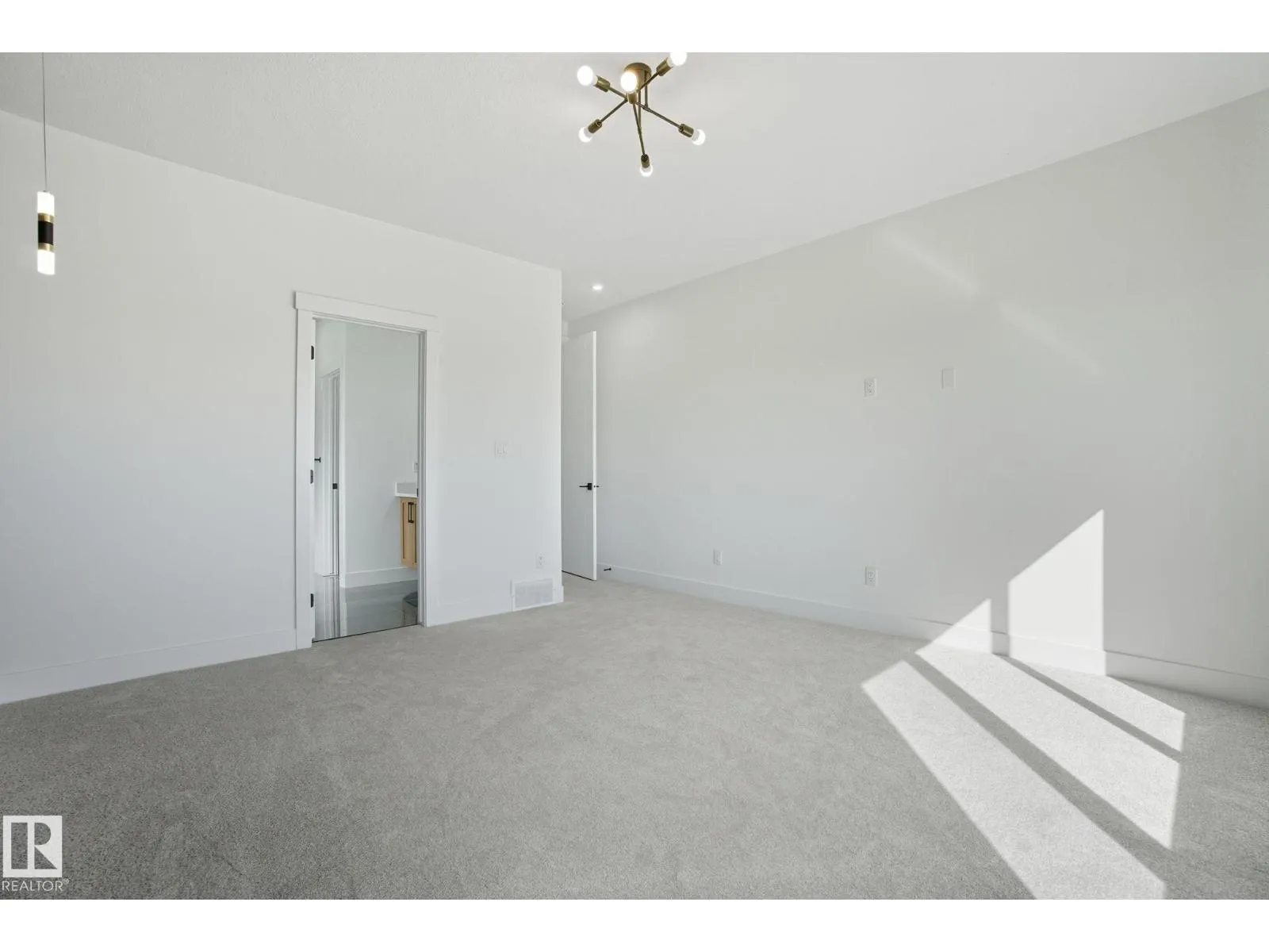 3325 Chernowski WY SW