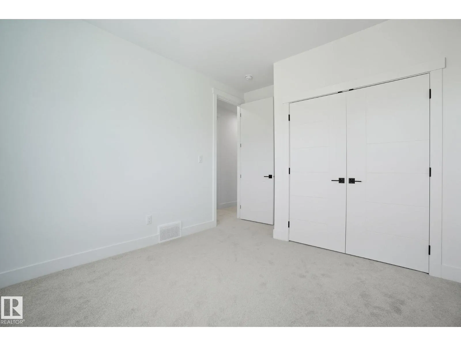 3325 Chernowski WY SW