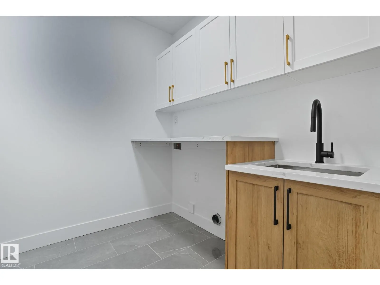 3325 Chernowski WY SW