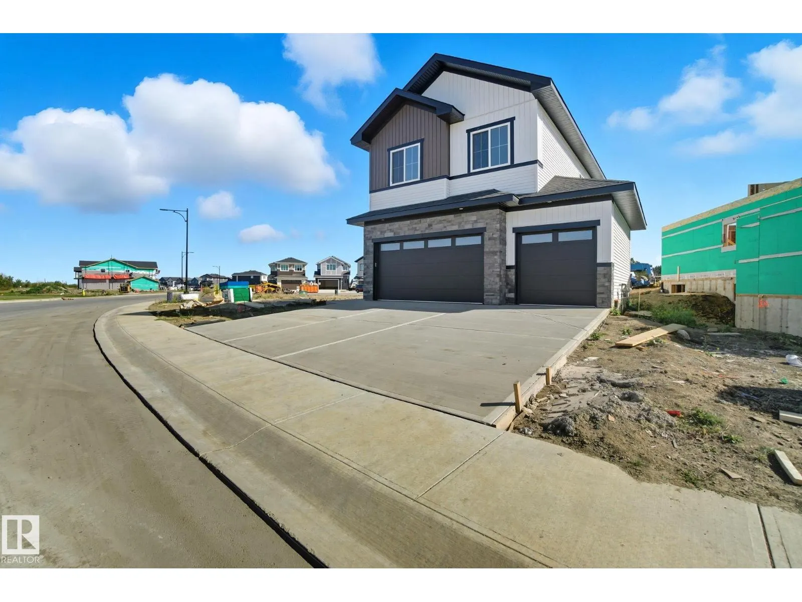 3325 Chernowski WY SW