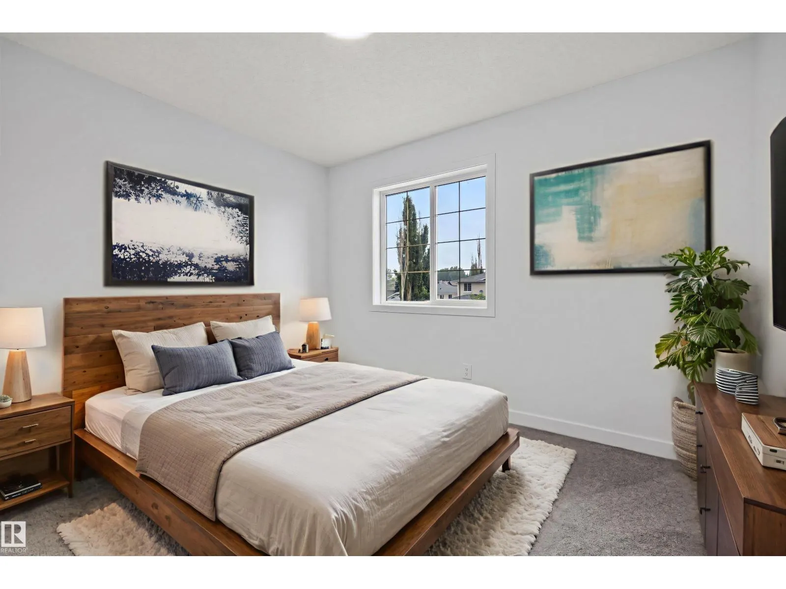 209 Bancroft CL NW